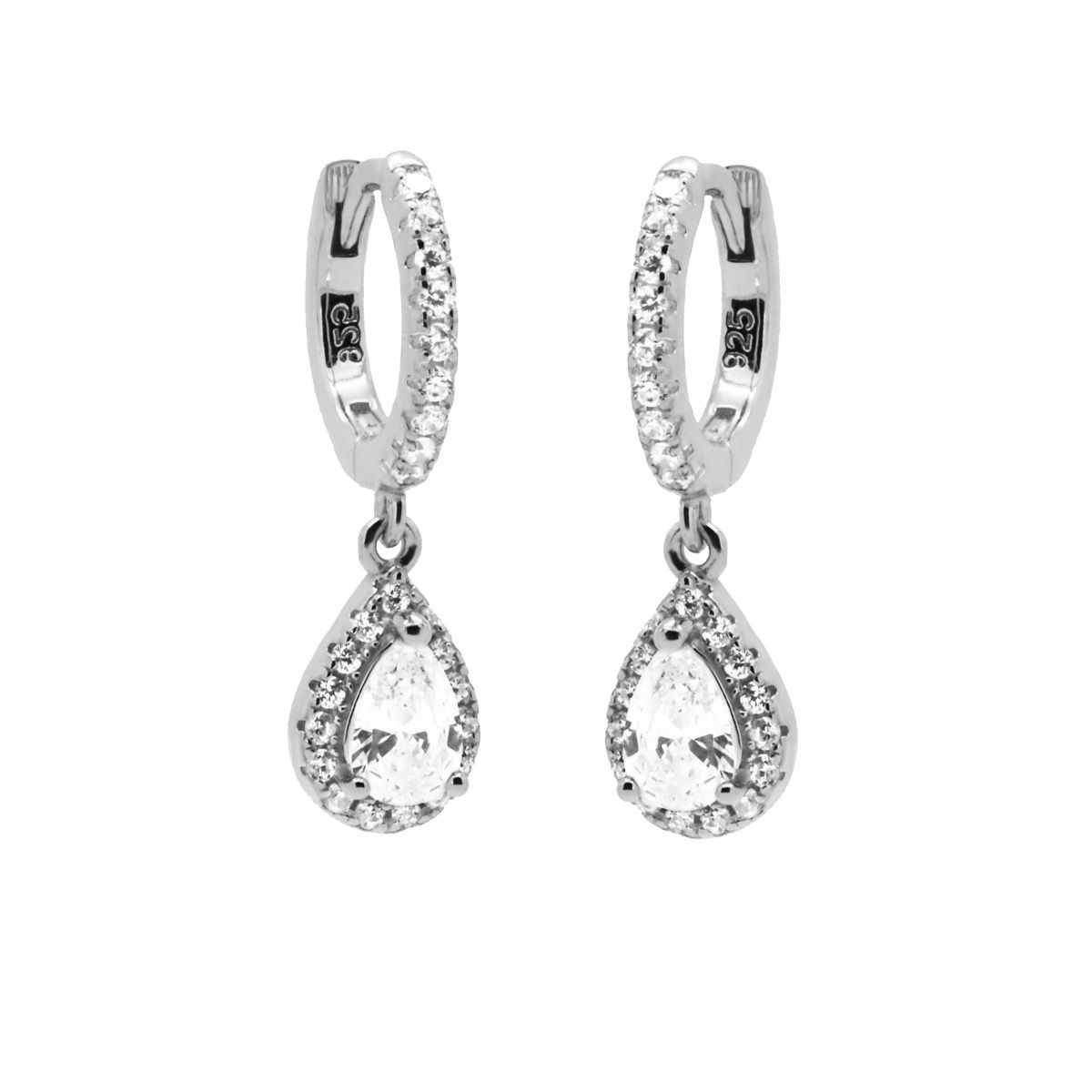 De Karma Hinged Hoops Zirconia CHLOE Silver,  zijn prachtige creolen die rijkelijk bezet zijn met fonkelende zirkonia's. Deze oorbellen geven elke outfit een elegante uitstraling. Perfect voor zowel dagelijkse als feestelijke gelegenheden.