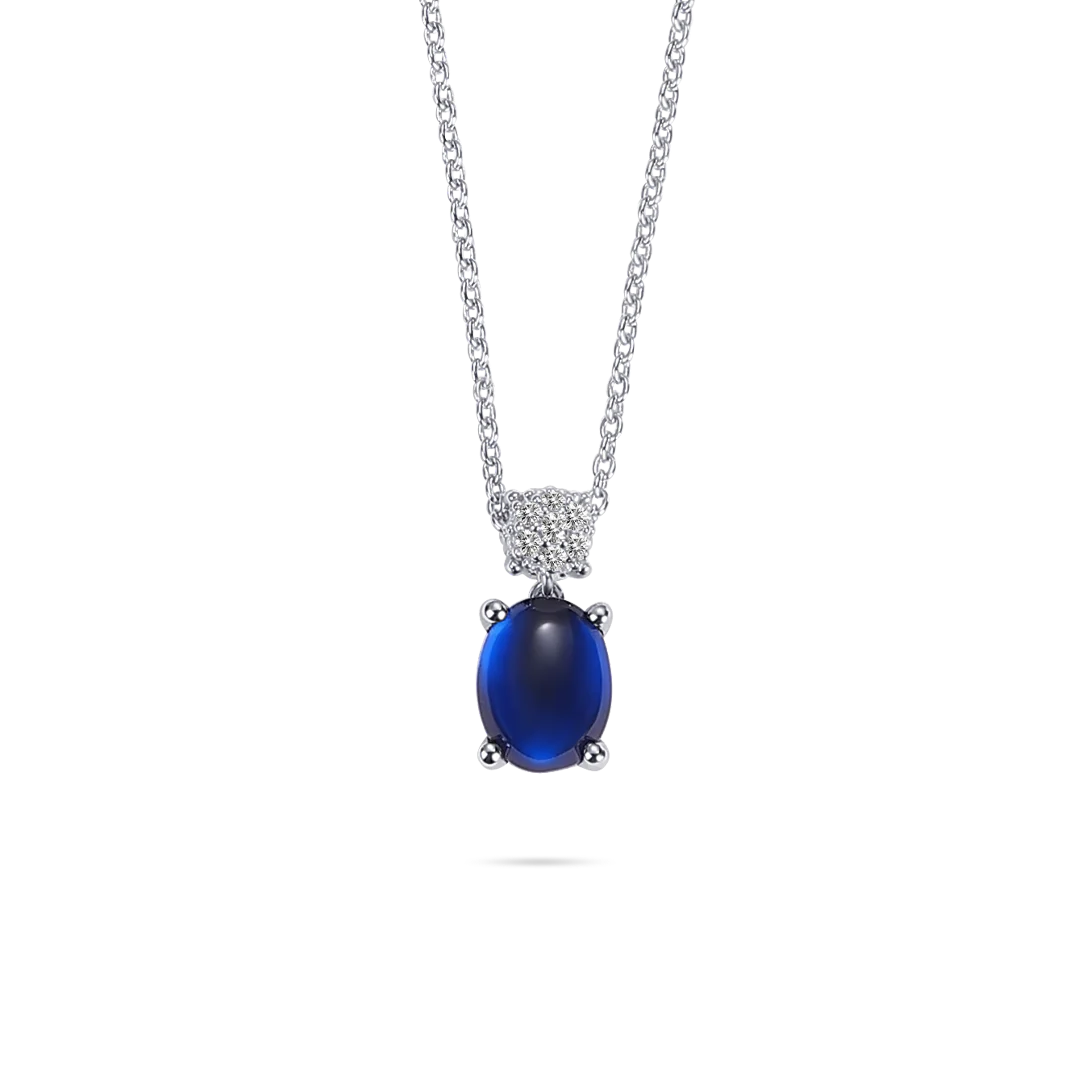 Geef je look een stijlvolle en moderne twist met deze prachtige halsketting van Gisser Jewels. De ketting is vervaardigd uit hoogwaardig 925 zilver en biedt een verfijnd ontwerp dat zowel elegant als veelzijdig is. Met een verstelbare lengte van 42 + 5 cm past dit sieraad perfect bij elke halslijn, waardoor het een uitstekende keuze is voor dagelijks gebruik of speciale gelegenheden