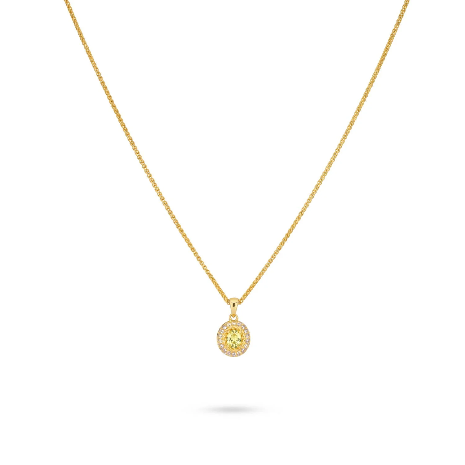 Details: - Length collier: 40 cm + 5 cm extension - Size pendant: 10 x 9,2 mm Materials: - 925 sterling silver, plated with 18K gold - Cubic zirconia