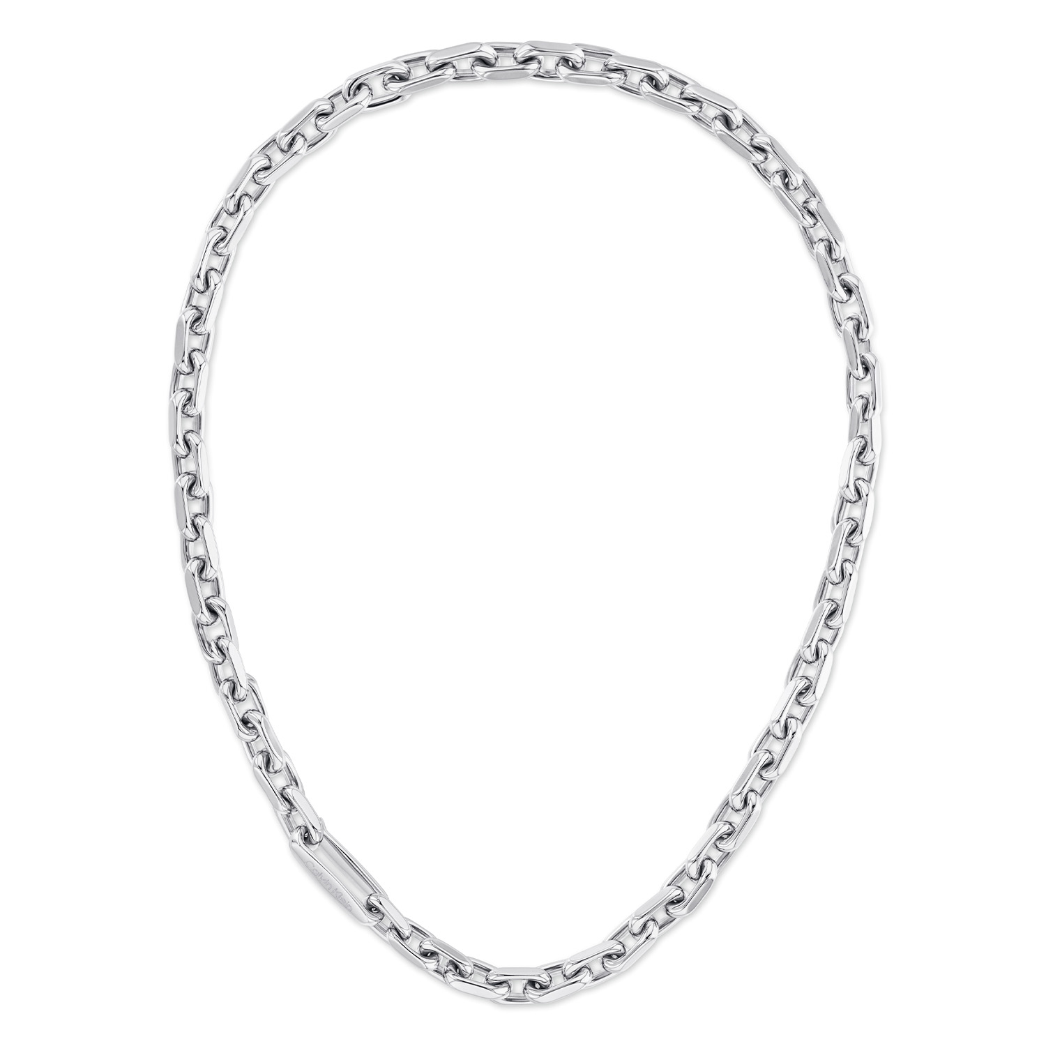 Calvin Klein CJ35100049 Heren Ketting Staal Aspire
Deze stalen heren ketting van Calvin Klein met nr CJ35100049 heeft een stoere look. De stalen ketting heeft een grove ankerschakel en is verstelbaar tot een totale lengte van 51cm. Leuk te combineren met andere sieraden uit de serie van Calvin Klein.

OVER CALVIN KLEIN
Calvin Klein is een wereldwijd lifestylemerk dat gewaagde, vooruitstrevende idealen en een verleidelijke, vaak minimalistische, esthetiek nastreeft. Calvin Klein werd groot in de jaren 70 door haar mode- en merkjeans collecties. In de jaren 80 lanceerde Calvin Klein haar spraakmakende ondergoed dat uitdrukkelijk van logo ’s voorzien was. Vanwege het grote succes is het merk ook succesvol uitgerold in Accessoires, Parfums, Home, Brillen, Golf, Horloges en Sieraden.
Sinds de oprichting in 1968 door Calvin Klein, heeft het merk haar reputatie opgebouwd als leider in de Amerikaanse mode, dankzij een cleane esthetiek en innovatieve ontwerpen. Calvin Klein wil haar publiek verleiden en inspireren door middel van provocerende beelden en opvallende ontwerpen die prikkelen. 

SPECIFICATIES:
- Stalen heren ketting
- 51cm
- Zilverkleurig
- Stoer