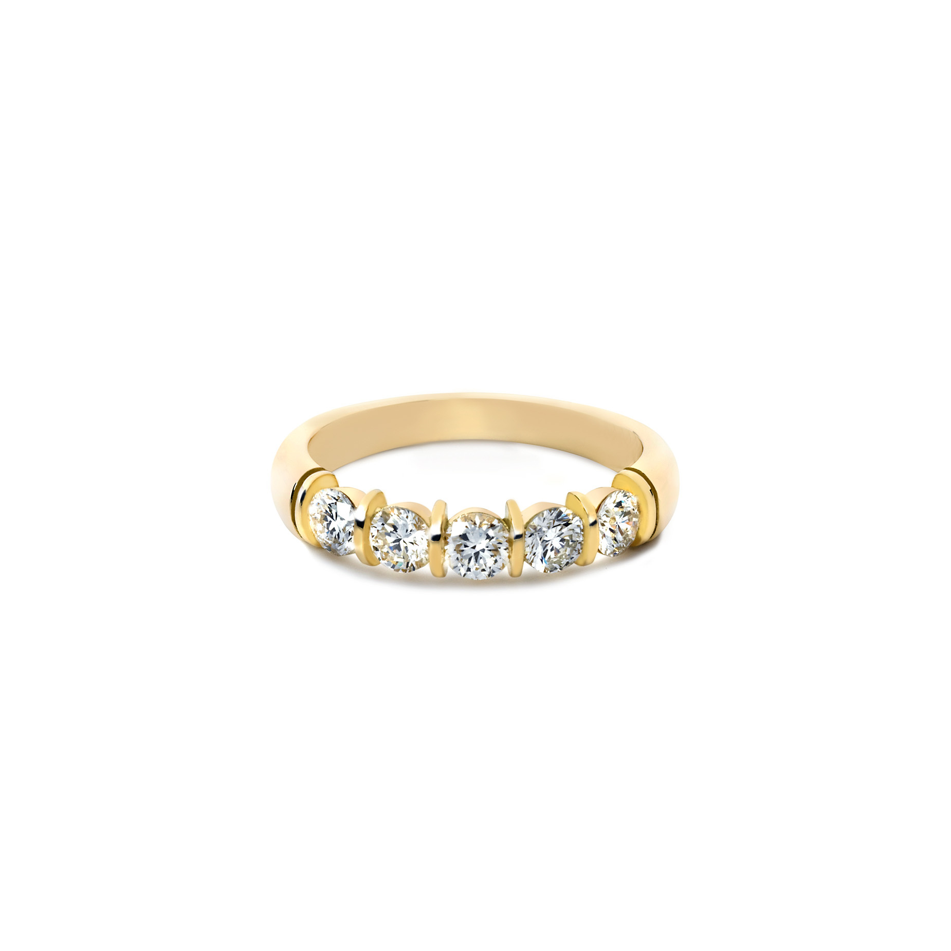 Alle R&C sieraden worden handgemaakt van verantwoord en 100% gerecycled goud.