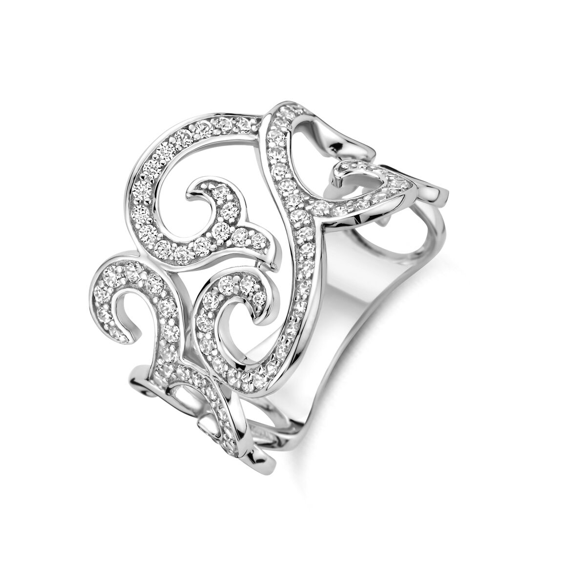 Gerhodineerd 925 zilveren ring uitgevoerd met zirkonia. De ring heeft een breedte van 16.5mm.