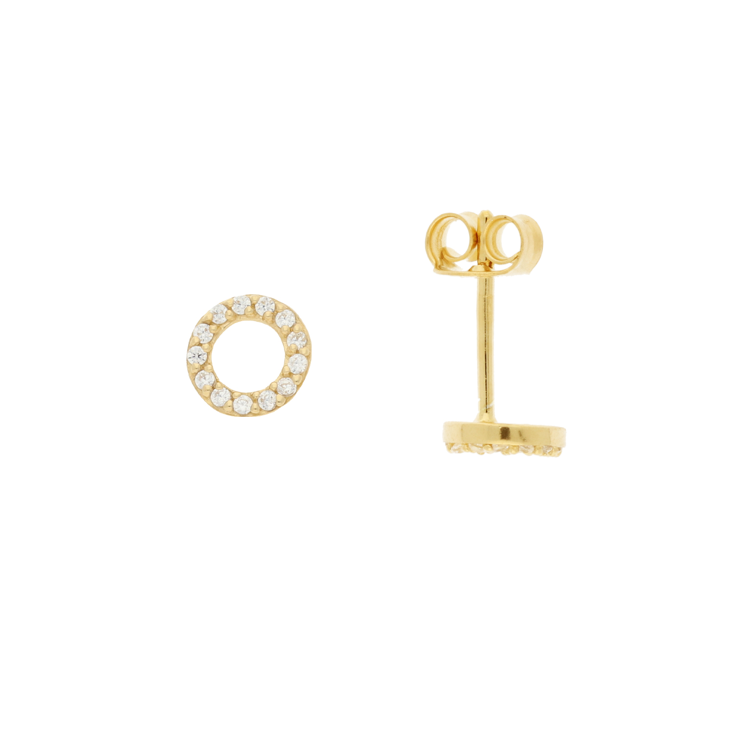 De perfecte oorknoppen van Glow om aan je sieradencollectie toe te voegen! De oorknoppen zijn gemaakt van zilver met een gouden verguldingslaag. De sprankelende zirkonia's voegen net genoeg glans toe aan je outfit. 

GLOW
Benadruk jouw stijl met de verfijnde sieraden van GLOW en laat je inspireren door de uitgebreide collectie 14 karaats gouden sieraden van de hoogste Europese kwaliteit. Ontworpen om elke dag te dragen. Naast tijdloze ontwerpen bestaat de collectie ook uit hippe sieraden; zoals minimalistische gouden kettingen en grafische oorknopjes. Wil je een beetje extra stralen? Kies dan voor flonkerende zirkonia of ga voor luxe met onze geraffineerde diamanten sieraden.
  
  Specificaties
  -106.8016.00
  - Oorknoppen
  - Verguld
  - Diameter: 6,5mm