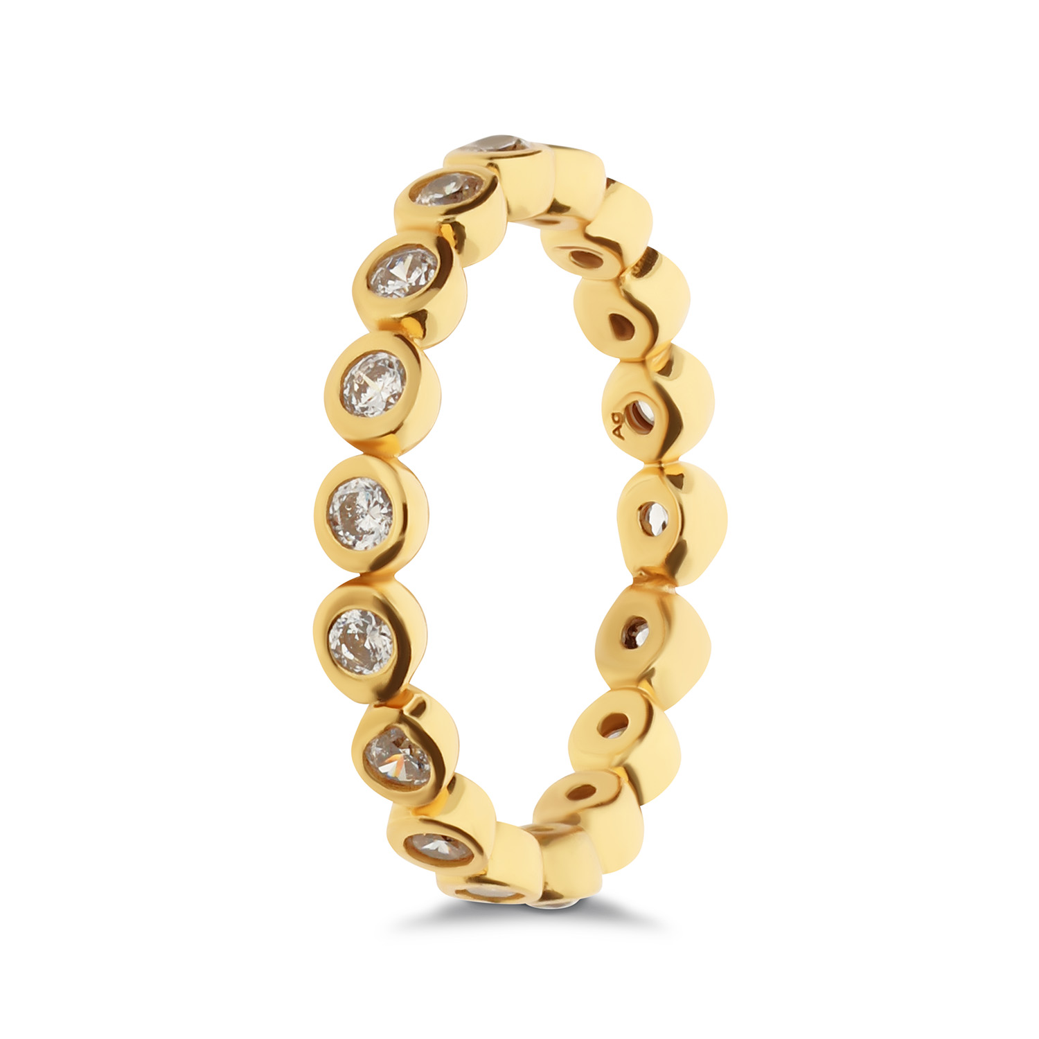 Prachtige 925 sterling zilveren ring van Glow! De ring bestaat uit ronde zetkastjes met hierin sprankelende zirkonia's. Hierdoor zal de ring stralen om je vinger! Verkrijgbaar in de maten 50, 52, 54, 56 en 58.

GLOW
Benadruk jouw stijl met de verfijnde sieraden van GLOW en laat je inspireren door de uitgebreide collectie 14 karaats gouden sieraden van de hoogste Europese kwaliteit. Ontworpen om elke dag te dragen. Naast tijdloze ontwerpen bestaat de collectie ook uit hippe sieraden; zoals minimalistische gouden collieren en grafische oorknopjes. Wil je een beetje extra stralen? Kies dan voor flonkerende zirkonia of ga voor luxe met onze geraffineerde diamanten sieraden.
  
  Specificaties
  - 114.8380
  - Ring
  - 925 sterling zilver 
  - Maat 54
