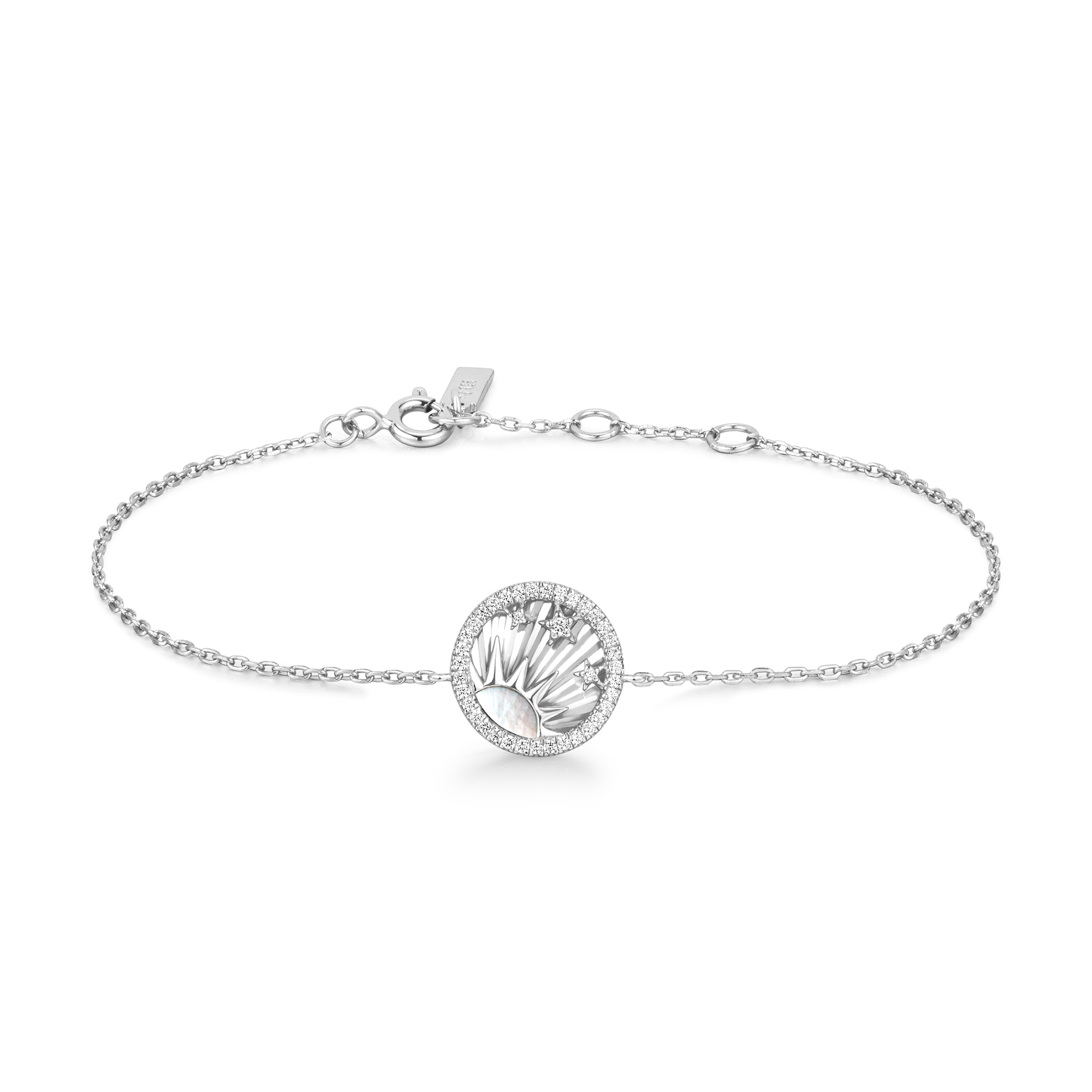 Verfraai je juwelengarderobe met onze unieke armband. Dit sieraad is geÃ¯nspireerd door de zon en versierd met parelmoer en zirkonia steentjes met prachtig vakmanschap. Het is statement genoeg om alleen te dragen of om te combineren met andere kettingen. 

HET MERK
GeÃ¯nspireerd door de laatste fashion trends is Ania Haie het toonaangevende sieradenmerk voor hoogkwalitatieve maar ook betaalbare zilveren sieraden, zonder op de kwaliteit in te leveren. Iedere collectie is gebaseerd op de laatste catwalktrends, waardoor Ania Haie snel tot hÃ©t sieradenmerk voor stijlbewuste consumenten is verkozen. Elk sieraad wordt ontworpen om te combineren met andere sieraden waardoor je je eigen look kunt creÃ«ren. Maar ook zijn Ania Haie sieraden opvallend genoeg om op zichzelf te dragen.

SPECIFICATIES
- Ania Haie
- Armband
- Lengte 18,5cm
- 925 zilver met gold/ rhodium plating
- AH B059-04H