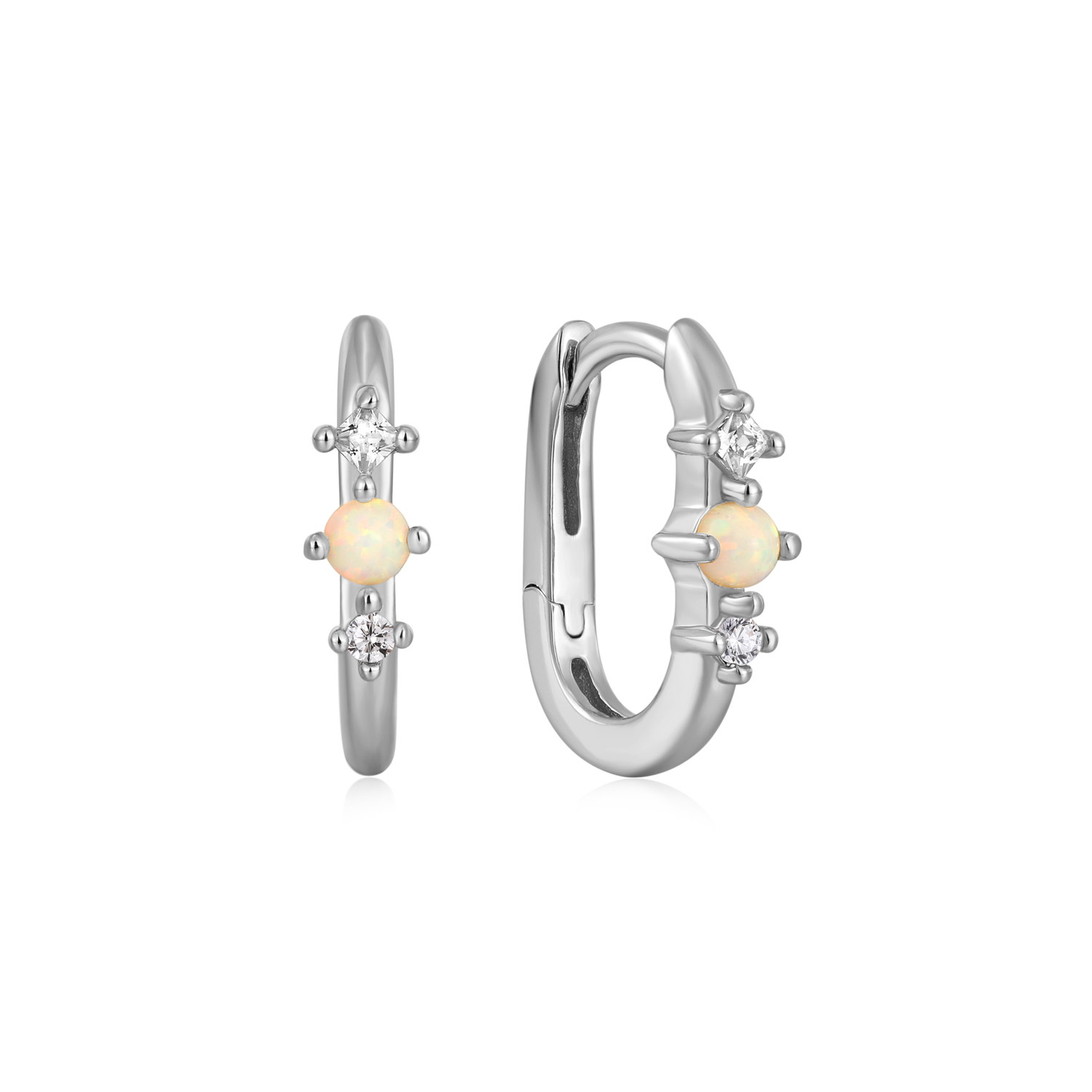 Update je sieradencollectie dit seizoen met deze oorringen! Versierd met glinsterende zirkonia's en een prachtige Kyoto opaal edelsteen. Combineer deze oorringen met een rij trendy studs voor een glamour look.

HET MERK
GeÃ¯nspireerd door de laatste fashion trends is Ania Haie het toonaangevende sieradenmerk voor hoogkwalitatieve maar ook betaalbare zilveren sieraden, zonder op de kwaliteit in te leveren. Iedere collectie is gebaseerd op de laatste catwalktrends, waardoor Ania Haie snel tot hÃ©t sieradenmerk voor stijlbewuste consumenten is verkozen. Elk sieraad wordt ontworpen om te combineren met andere sieraden waardoor je je eigen look kunt creÃ«ren. Maar ook zijn Ania Haie sieraden opvallend genoeg om op zichzelf te dragen. 

SPECIFICATIES
- Silver Kyoto Opal Oval Huggie Hoop Earrings
- Oorringen
- 925 zilver gerodineerd
- 13mm
- AH E047-01H