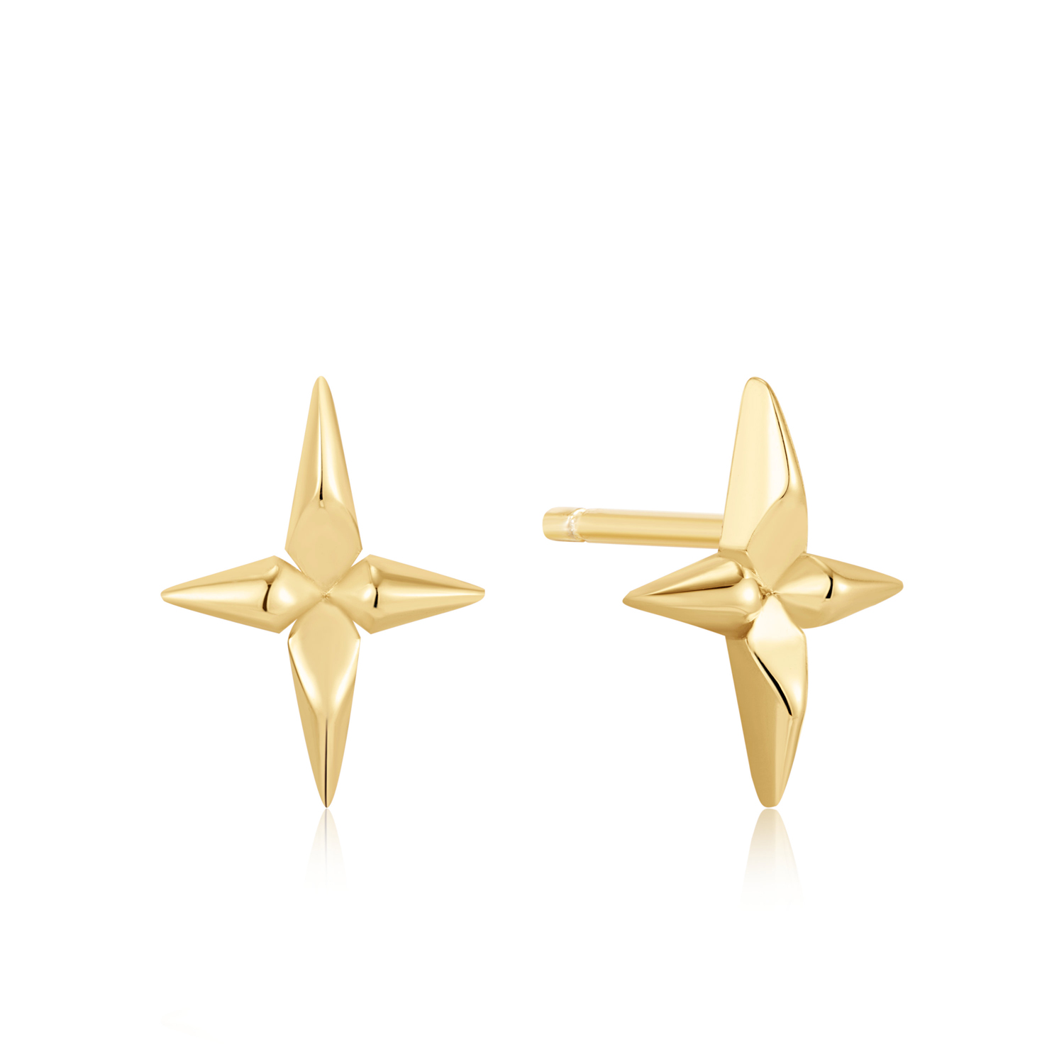 Vergroot je collectie oorbellen voor het nieuwe seizoen met dit paar punk-geïnspireerde gouden kruis studs, gemaakt van 14kt verguld sterlingzilver. Met een 3D hoekig kruis in glanzend goud voegen ze een ongewone kijk op een klassieke vorm toe aan je collectie oorbellen. Combineer ze met eenvoudige spike studs of grote hoepels om de look compleet te maken.

HET MERK
Geïnspireerd door de laatste fashion trends is Ania Haie het toonaangevende sieradenmerk voor hoogkwalitatieve maar ook betaalbare zilveren sieraden, zonder op de kwaliteit in te leveren. Iedere collectie is gebaseerd op de laatste catwalktrends, waardoor Ania Haie snel tot hét sieradenmerk voor stijlbewuste consumenten is verkozen. Elk sieraad wordt ontworpen om te combineren met andere sieraden waardoor je je eigen look kunt creëren. Maar ook zijn Ania Haie sieraden opvallend genoeg om op zichzelf te dragen.

SPECIFICATIES
- Ania Haie
- Oorsieraad
- 925 zilver met gold plating
- Lengte 1,2cm
- AH E053-02G