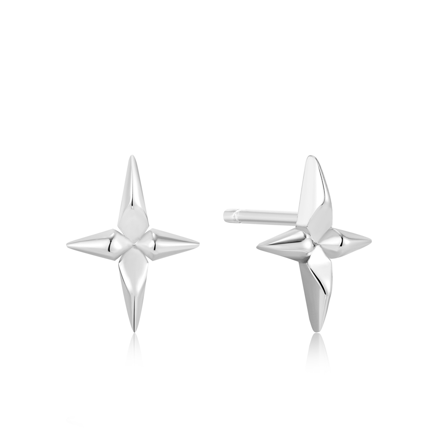 Vergroot je collectie oorbellen voor het nieuwe seizoen met dit paar punk-geAÃ¯nspireerde zilveren kruis studs, gemaakt van gerhodineerd sterlingzilver. Met een 3D hoekig kruis in glanzend goud voegen ze een ongewone kijk op een klassieke vorm toe aan je collectie oorbellen. Combineer ze met eenvoudige spike studs of grote hoepels om de look compleet te maken.

HET MERK
GeAÃ¯nspireerd door de laatste fashion trends is Ania Haie het toonaangevende sieradenmerk voor hoogkwalitatieve maar ook betaalbare zilveren sieraden, zonder op de kwaliteit in te leveren. Iedere collectie is gebaseerd op de laatste catwalktrends, waardoor Ania Haie snel tot hAÃ©t sieradenmerk voor stijlbewuste consumenten is verkozen. Elk sieraad wordt ontworpen om te combineren met andere sieraden waardoor je je eigen look kunt creëren. Maar ook zijn Ania Haie sieraden opvallend genoeg om op zichzelf te dragen.

SPECIFICATIES
- Ania Haie
- Oorsieraad
- 925 zilver 
- Lengte 1,2cm