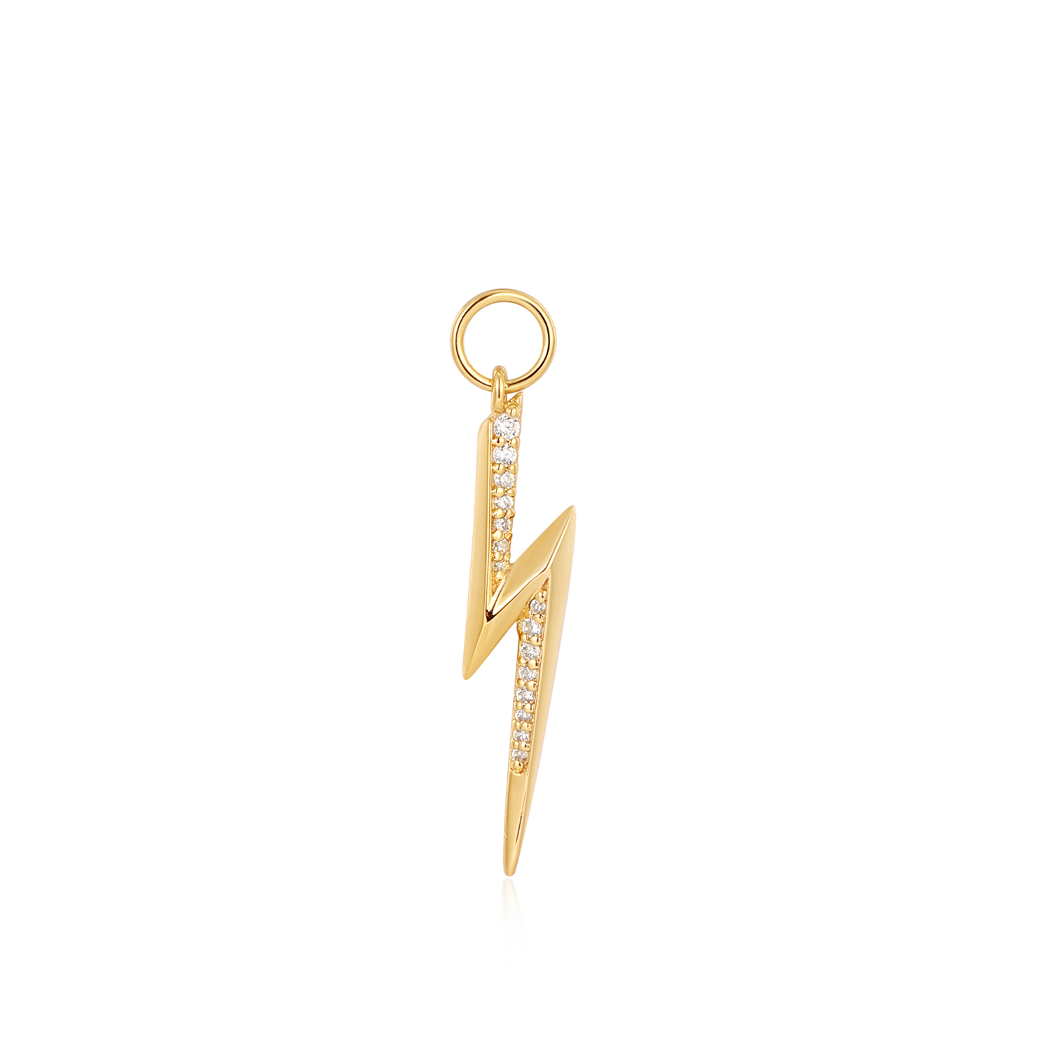 Productbeschrijving 
Geef je oorringen een upgrade met deze bliksem oorbedel. Perfect om een glanzend detail toe te voegen. De bedel bevat zirkonia stenen en is gemaakt van 925 sterling zilver met 14 karaat gouden plating. Schuif eenvoudig de bedel over je favoriete oorringen.

Het Merk
GeÃ¯nspireerd door de laatste fashion trends is Ania Haie het toonaangevende sieradenmerk voor hoogkwalitatieve maar ook betaalbare zilveren sieraden, zonder op de kwaliteit in te leveren. Iedere collectie is gebaseerd op de laatste catwalktrends, waardoor Ania Haie snel tot hÃ©t sieradenmerk voor stijlbewuste consumenten is verkozen. Elk sieraad wordt ontworpen om te combineren met andere sieraden waardoor je je eigen look kunt creÃ«ren. Maar ook zijn Ania Haie sieraden opvallend genoeg om op zichzelf te dragen.

How It All Started
Met een passie voor kwalitatieve sieraden met stijl Ã©n het besef dat de mode bewuste vrouw niet wil inleveren op kwaliteit is Ania Haie geboren. De Ania Haie oprichters zagen later dat de moderne vrouw van vandaag graag sieraden combineert en layered om haar individualiteit te omarmen, de kans werd aangegrepen en de droom werd werkelijkheid.

Volg ons ook op social media
Wil jij op de hoogte blijven van nieuwe collecties, toffe combinaties en de laatste sieraden trends? Hou ons dan ook in de gaten op social media. Daarnaast inspireren wij jou dagelijks met verschillende looks en mix & match combinaties! Deel gerust jouw eigen unieke Ania Haie look door de hashtag #aniahaiexme te gebruiken. Wie weet wordt jouw look gerepost op Ã©Ã©n van onze kanalen!
Je kunt ons volgen op Facebook en Instagram.