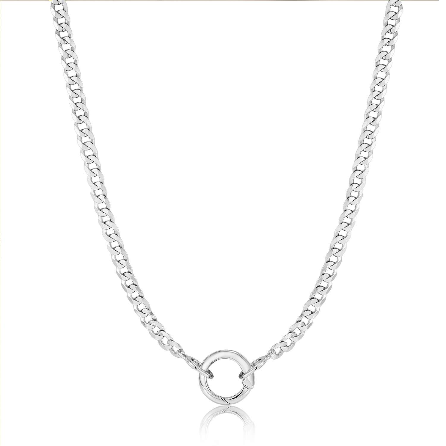 Deze Pop Charms schakelketting is gemaakt van gerhodineerd sterling zilver. De ketting dient als de perfecte dikke ketting voor al je layered looks. Draag hem gewoon zoals hij is, of gebruik de cirkel om bedels uit de Pop Charms-collectie toe te voegen. Zo kun je bij elke draagbeurt een nieuwe look creÃ«ren.

HET MERK
GeÃ¯nspireerd door de laatste fashion trends is Ania Haie het toonaangevende sieradenmerk voor hoogkwalitatieve maar ook betaalbare zilveren sieraden, zonder op de kwaliteit in te leveren. Iedere collectie is gebaseerd op de laatste catwalktrends, waardoor Ania Haie snel tot hÃ©t sieradenmerk voor stijlbewuste consumenten is verkozen. Elk sieraad wordt ontworpen om te combineren met andere sieraden waardoor je je eigen look kunt creÃ«ren. Maar ook zijn Ania Haie sieraden opvallend genoeg om op zichzelf te dragen.

SPECIFICATIES
- Ania Haie
- Pop Charms Necklace
- 925 zilver 
- Curb
- AH N052-02H