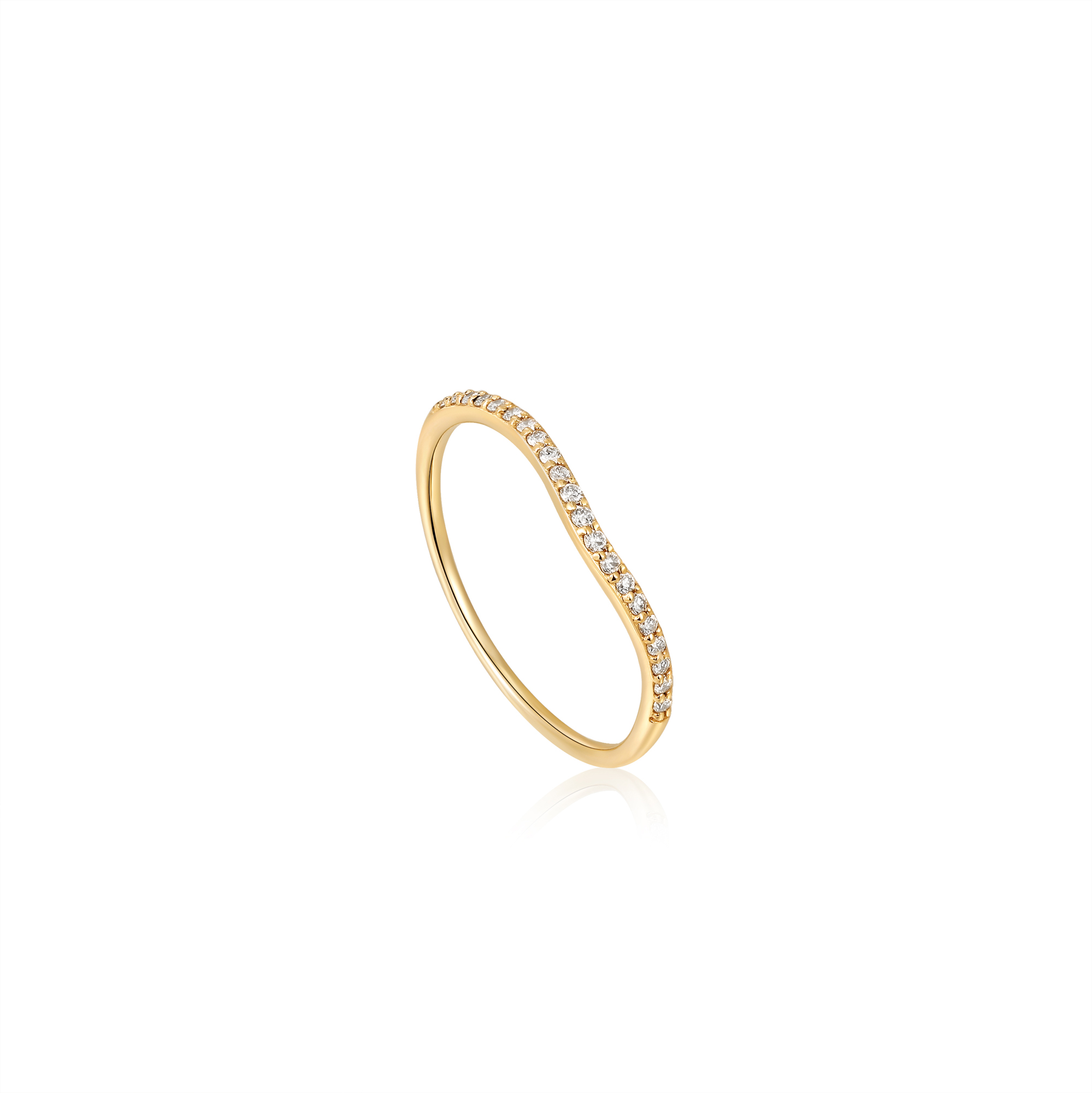 Geïnspireerd door natuurlijke rondingen, deze prachtige statement ring met diamant. Gemaakt van 14kt en met een prachtige curve. Draag de jouwe eenvoudig of combineer hem met meerdere ringen.

HET MERK
Ania Haie staat bekend als fashion-forward sieradenmerk en heeft een toonaangevende naam opgebouwd. Een uitstekend moment om het merk verder uit te bouwen met een 14kt massief gouden collectie: Ania Haie 14kt Gold! In lijn met Ania Haie’s streven om een duurzamer merk te worden, is de 14kt gouden collectie gemaakt van 100% gerecycled 14kt goud en bevat conflictvrije en volledig traceerbare natuurlijke diamanten en echte edelstenen, zoals witte saffieren, opalen en turquoise.

SPECIFICATIES
- 14kt Gold Magma Diamond Ring 
- Ring
- 14kt goud
- Maat 52
- AH RAU004-01YG