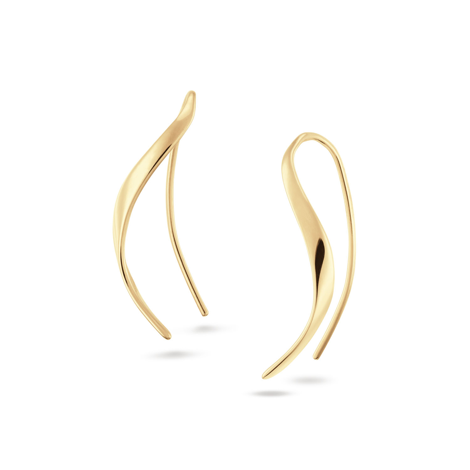 Fan van statement oorbellen? Dan zijn deze 14k gouden oorbellen echt iets voor jou! De oorbellen vallen op door hun unieke en geometrische vorm.

Hidden Gems of the Rivièra
Elke creatie in de Hidden Gems of the Rivièra collectie is een ode aan de onmiskenbare charme van de Rivièra. Handgemaakt van 14 karaat goud en verrijkt met echte edelstenen. De sieraden brengen de magische sfeer van de Côte d'Azur tot leven in jouw look! 

Het merk 
Jackie is hét 14 karaat gouden on trend sieradenmerk. De collecties zijn geïnspireerd op de reizen die ik maak, van stedentrips tot exotische oorden. Elk gouden sieraad is helemaal van nu, handgemaakt door Europese goudsmeden en vervaardigd van overwegend gerecycled goud met echte edelstenen en zoetwaterparels. Elke collectie is dan ook met veel liefde en passie samengesteld. Mijn Jackie sieraden zijn de perfecte finishing touch voor iedere outfit!

Specificaties
- Earrings
- Materiaal: 14 Karaat - Geelgoud - 585
- Beaulieu Earrings
- Totale lengte: 22mm