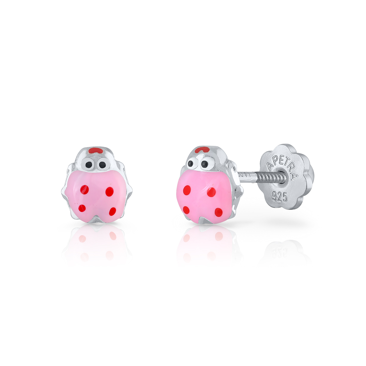 Deze schattige oorknopjes met lieveheersbeestjes zijn gemaakt van 925 sterling zilver met emaille. Wist jij dat een lieveheersbeestje een ware snelheidsduivel is? Hij beweegt zijn vleugels zo’n 85 keer per seconde en kan maar liefst een snelheid van 60 km per uur halen!

Lapetra kindersieraden
Lapetra is het nieuwste handgemaakte, zilver gerhodineerde sieradenmerk voor jonge meiden. De opvallende oorknopjes met unieke designs zijn voorzien van een schroefsluiting; deze draait stevig vast. Hierdoor verliezen ze de oorknopjes niet en kunnen ze deze zelfs comfortabel inhouden bij het slapen. Bij alle sieraden ontvang je een metalen blikje: een feestje om te geven én te krijgen!

Specificaties
  - LPLB0003
  - Oorknopjes
  - 925 sterling zilver
  - Afmeting: 0,4 x 0,5 cm