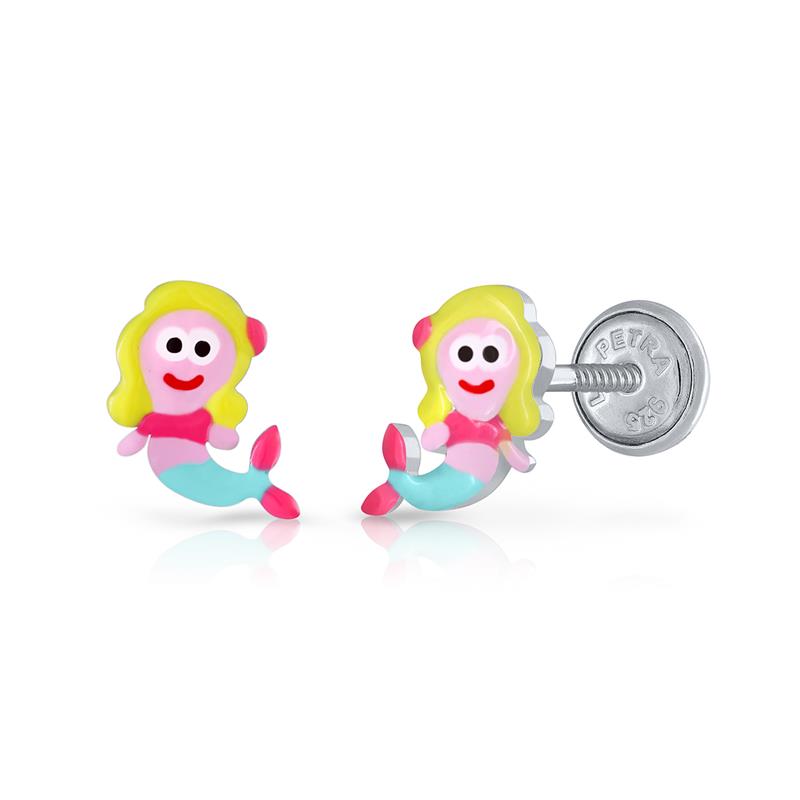 Ben jij ook zo dol op zwemmen? Dan zijn deze 925 sterling zilveren zeemeermin oorknopjes echt iets voor jou! De zeemeermin heeft lange blonde haren en een blauwe staart. De handige schroefsluiting maakt deze oorknopjes uniek.