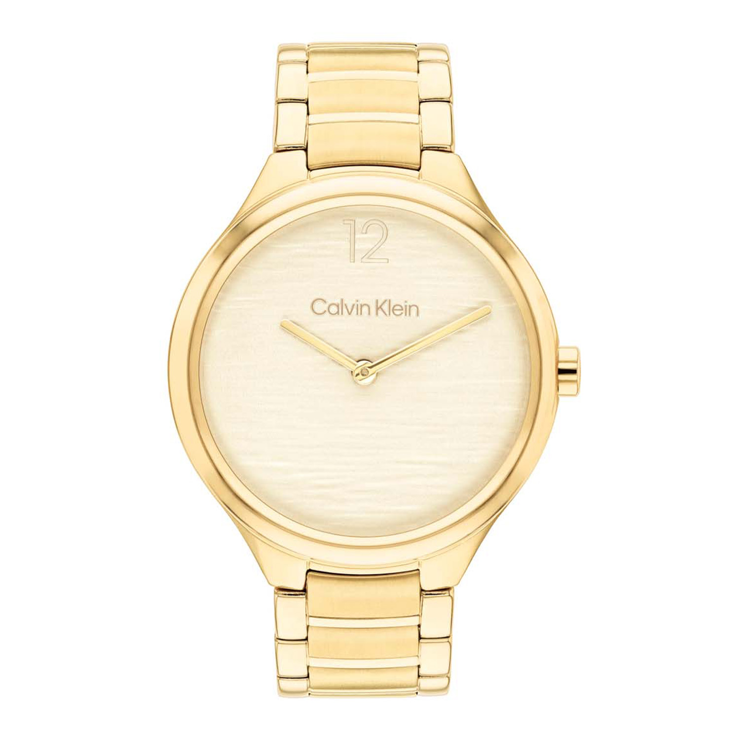 Calvin Klein CK25100048 Dames Staal Horloge 38mm 
Dit Calvin Klein dameshorloge met nr CK25100048 is een chique ontwerp. De stijlvolle goudkleurige ronde stalen kast heeft een bolle gladde goudkleurige rand en een geschuurde goudkleurige wijzerplaat met enkel de 12 en de merknaam. Sierlijk is de goudkleurige bolle schakelband aan het horloge bevestigd. Het dameshorloge heeft een mineraalglas, een doorsnee van 38mm en is 3ATM.

OVER CALVIN KLEIN
Calvin Klein is een wereldwijd lifestylemerk dat gewaagde, vooruitstrevende idealen en een verleidelijke, vaak minimalistische, esthetiek nastreeft. Calvin Klein werd groot in de jaren 70 door haar mode- en merkjeans collecties. In de jaren 80 lanceerde Calvin Klein haar spraakmakende ondergoed dat uitdrukkelijk van logo ’s voorzien was. Vanwege het grote succes is het merk ook succesvol uitgerold in Accessoires, Parfums, Home, Brillen, Golf, Horloges en Sieraden.
Sinds de oprichting in 1968 door Calvin Klein, heeft het merk haar reputatie opgebouwd als leider in de Amerikaanse mode, dankzij een cleane esthetiek en innovatieve ontwerpen. Calvin Klein wil haar publiek verleiden en inspireren door middel van provocerende beelden en opvallende ontwerpen die prikkelen. 

SPECIFICATIES:
- Mineraalglas
- Goudkleurige stalen kast
- Goud sunray wijzerplaat 
- Goudkleurige schakelband
- Ronde kastvorm, Ø 38mm
- 3ATM