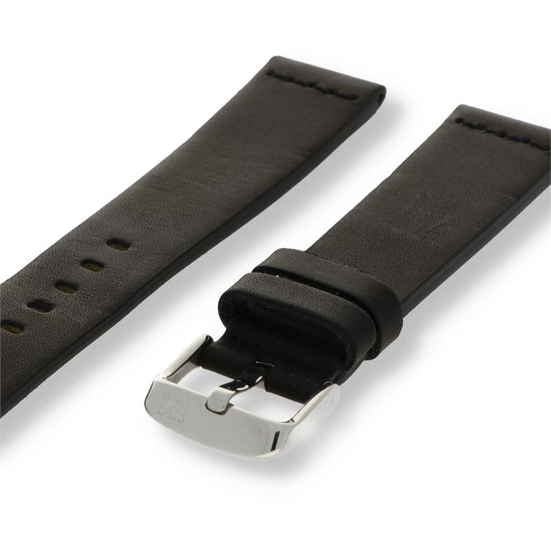 Het Morellato Horlogeband Bramante, modelnummer PMX019BRAMAN24, is een handgemaakt kalfsleren band in zwart met een breedte van 24 mm. Gemaakt van echt leer, biedt het een standaard model dat comfort en stijl combineert. Draag dit bandje met je favoriete horloge voor een verfijnde en klassieke look. Perfect voor zowel casual als formele gelegenheden.