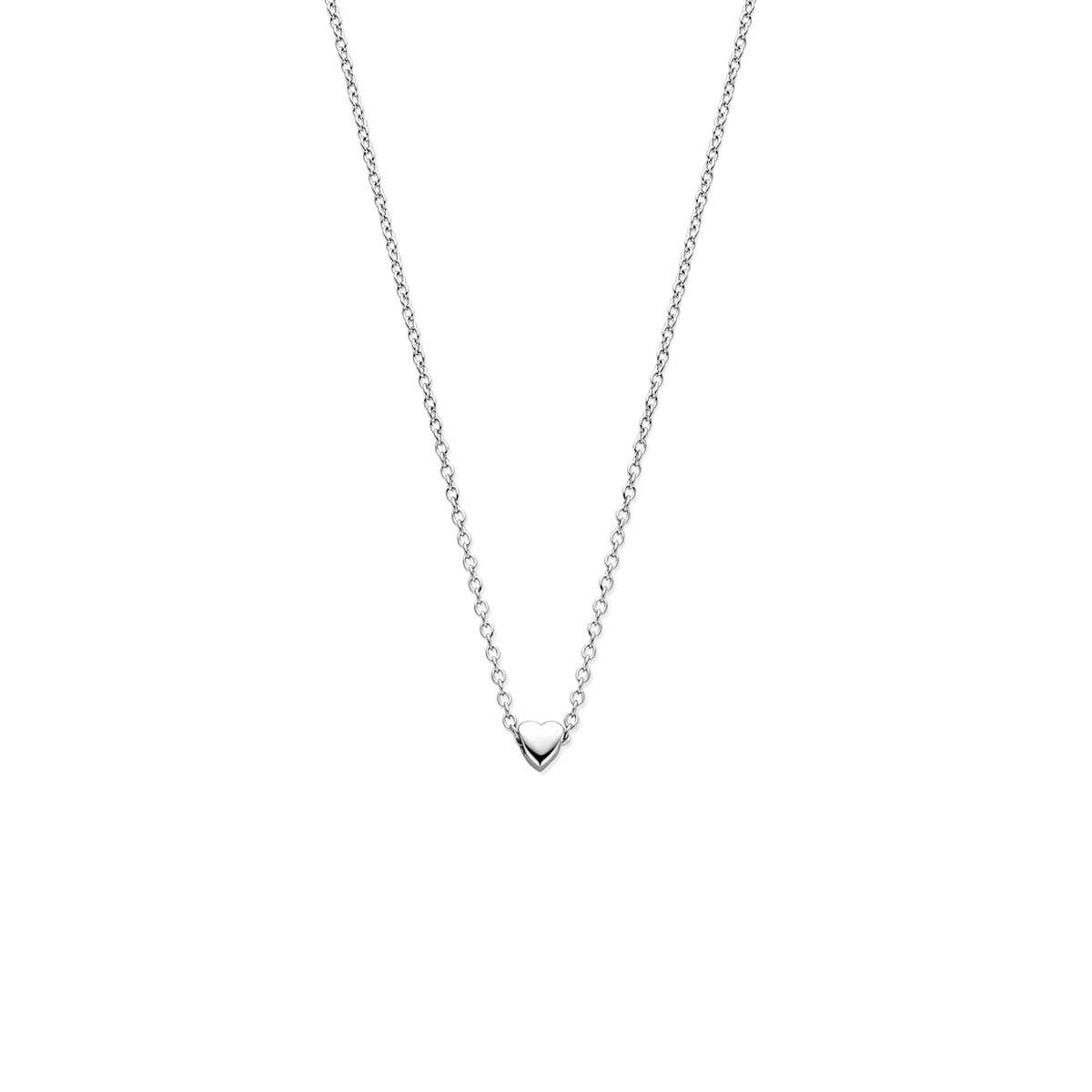Dit Zilveren collier met hartjes hanger, modelnummer 1341141, is een prachtige aanvulling op elke sieradencollectie. Met zijn tijdloze ontwerp en subtiele elegantie, is het perfect voor zowel dagelijks gebruik als speciale gelegenheden. Draag het solo voor een verfijnde uitstraling of combineer met andere kettingen voor een trendy laagjeslook. Ideaal voor jezelf of als liefdevol cadeau.