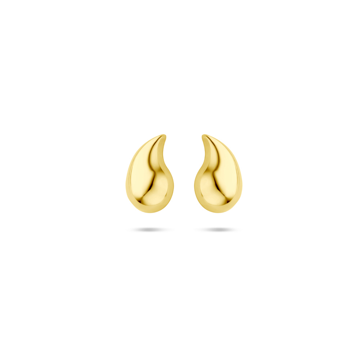 14k Geelgouden oorknoppen uitgevoerd in de vorm van een druppel. De oorknoppen heeft een afmeting van 8.5x5.5mm.