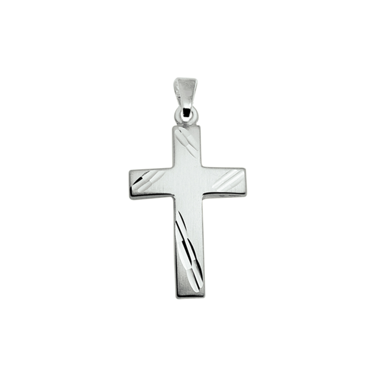 Zilveren kruis uitgevoerd met gediamanteerde strepen en stevig oog. De hanger heeft een totale lengte van 2.8cm en het kruis zelf heeft een afmeting van 21x14mm.