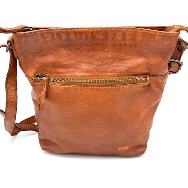 De BearDesign crossbody Cognac met modelnummer C 41420 is een stijlvolle en praktische tas. Deze crossbodytas biedt voldoende ruimte voor je persoonlijke spullen en is perfect voor dagelijks gebruik. Draag hem schuin over je lichaam voor een comfortabele en handsfree ervaring. Ideaal voor zowel casual als formele gelegenheden. Voeg een vleugje elegantie toe aan je outfit.