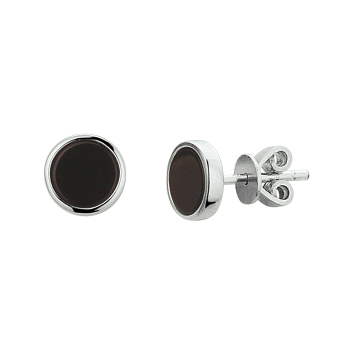 Gerhodineerd zilveren oorknoppen met een diameter van 7.5mm uitgevoerd met onyx in een zetkast en stevige poussette sluiting. De oorknoppen zijn te combineren met bijpassende sieraden uit onze collectie. De oorknoppen zijn ook verkrijgbaar met parelmoer.