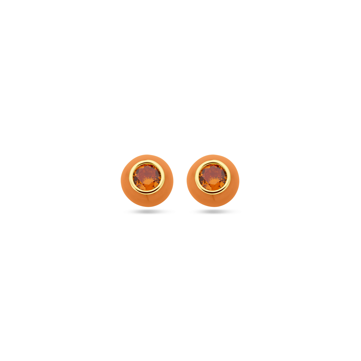 Geelgoud op 925 zilveren oorknoppen uitgevoerd met oranje emaille en oranje zirkonia. De oorknoppen hebben een diameter van 5,5mm. Geen garantie op plating.