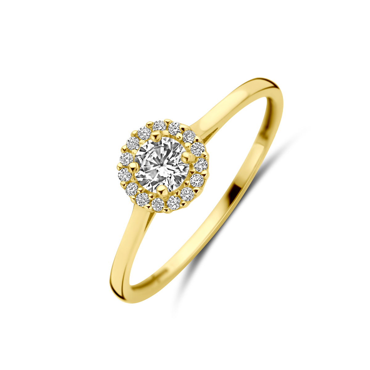 14k Geelgouden ring uitgevoerd met zirkonia. De ring heeft een breedte van 6.5mm.