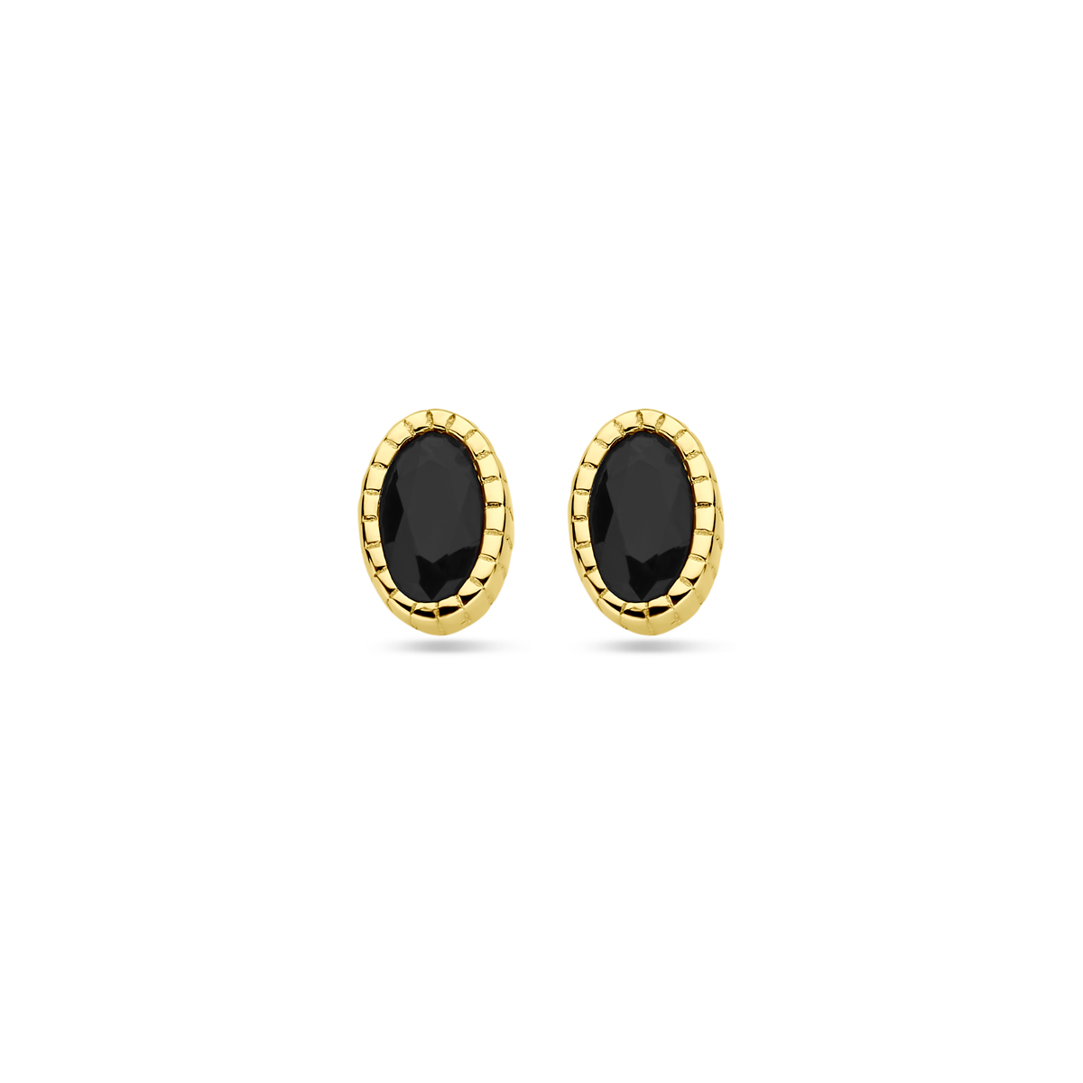 14k Geelgouden oorknoppen uitgevoerd met zwart zirkonia. De oorknoppen hebben een afmeting van 6x4mm.