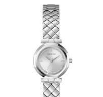 Het Guess Mini Rumour dameshorloge GW0839L4 is een stijlvol model dat de aandacht trekt. De kast en band zijn gemaakt van edelstaal, heeft een zilveren kleur en een breedte van 26 mm. De wijzerplaat, in dezelfde tint, is bedekt met mineraal glas. De roestvrijstalen armband in zilverkleur vult het geheel perfect aan en creëert een samenhangende compositie. Het horloge is uitgerust met een quartz uurwerk en heeft een waterbestendigheid tot 30 meter, waardoor het bestand is tegen kleine spatten, zoals bij het handen wassen.