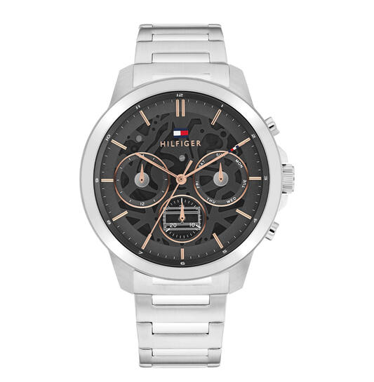 Dit Tommy Hilfiger horloge behoort tot de Henry collectie.
Referentienummer: TH1710683

Dit Tommy Hilfiger herenhorloge heeft een quartz uurwerk en een grijze wijzerplaat met mineraalglas. De roestvrijstalen kast van 43 mm en zilverkleurige band van 21 mm geven het een moderne uitstraling. Voorzien van een vouwsluiting en waterbestendig tot 5 ATM. Een tijdloos accessoire voor jarenlang draagplezier!.