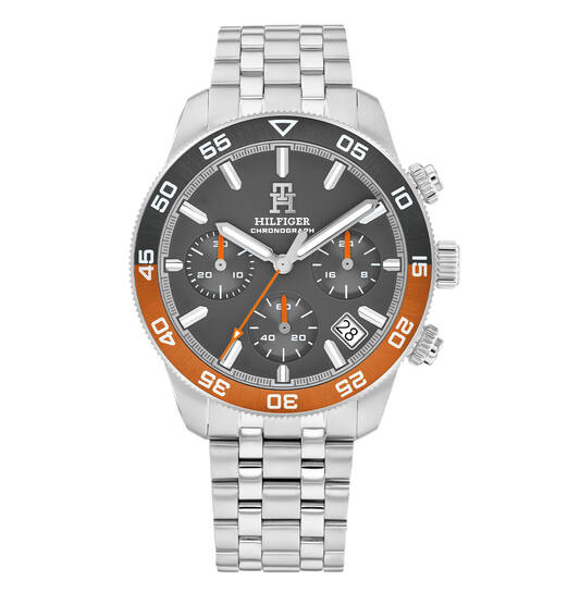 Dit Tommy Hilfiger horloge behoort tot de TH85 chrono collectie.
Referentienummer: TH1792186

Dit Tommy Hilfiger horloge is een stoere toevoeging aan je collectie. Het horloge heeft een stalen kast en band en is waterbestendig tot 5 ATM / 50 M. De grijze chronograaf wijzerplaat en bezel worden geaccentueert door de oranje details. Dit zorgt voor een sportieve look. Draag het horloge bij formele gelegenheden of zakelijke bijeenkomsten om je outfit compleet te maken en een stijlvolle indruk achter te laten. Dit horloge is het perfecte accessoire voor elke man die zowel stijl als functionaliteit waardeert.
