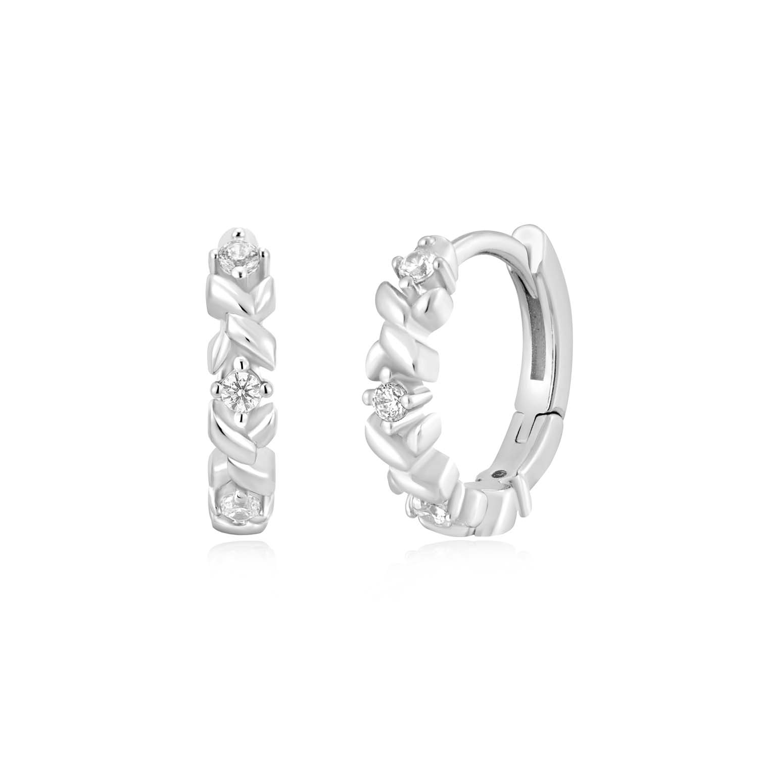 Doelgroep	Dames
Steensoort	Zirkonia
Kleur	Zilverkleurig
Productgroep	Oorsieraden
Serie	Dusk Divas
Sieraden materiaal	Zilver
Soort bewerking	Plating (gouden of zilveren laagje)
Steenkleur	Transparant
EanCode	5052469018183