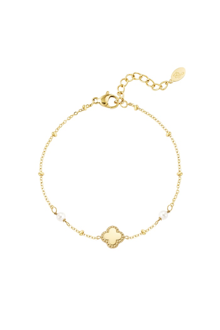 We are in love with this pearl bracelet! The bracelet is chic but also playful, which completes your look! The bracelet is made of stainless steel. The bracelet does not contain real pearls.