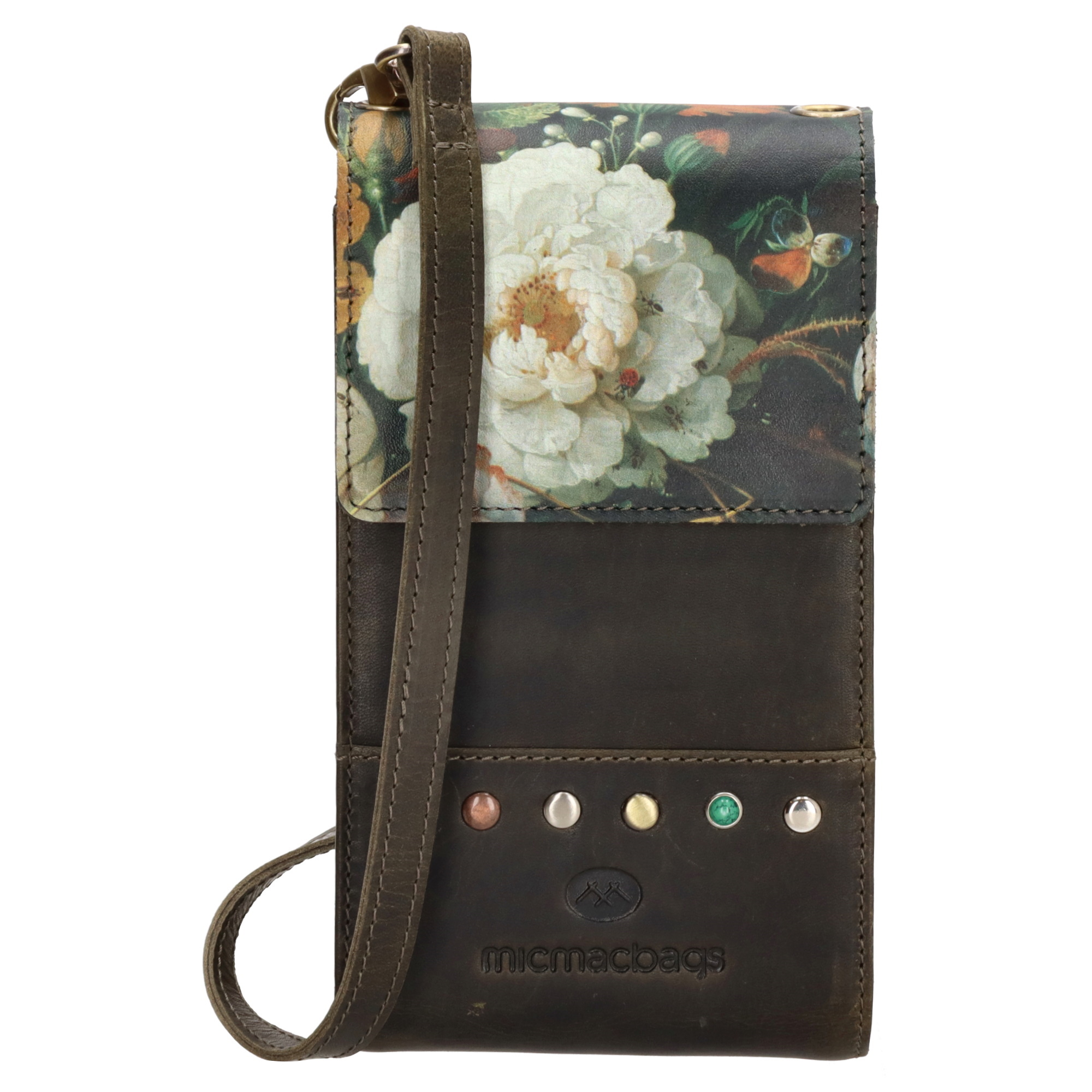 Oelala, kijk dit leuke telefoontasje uit de Masterpiece collectie van Micmacbags eens! Ideaal voor als je even de deur uit moet, want al je belangrijkste essentials zoals je telefoon, sleutels en pasjes passen er in. Het hoofdvak is door een tussenschot verdeeld in twee delen, en in het achterste deel is ruimte voor drie creditcards. Het telefoontasje sluit door middel van een overslag met magneetsluiting, je spullen zijn dus veilig. Is deze leukerd binnenkort van jou? 

De Masterpiece collectie van Micmacbags is geïnspireerd op het kunstwerk 'Bloemen en een horloge' van de stillevenschilder Abraham Mignon. Met de Masterpiece collectie wordt een stukje kunst aan jou doorgegeven! De tassen en portemonnees zijn gemaakt van onze cow pull up, een sterke leersoort die alleen maar mooier wordt door het te gebruiken.

De eigenschappen van dit telefoontasje zijn: 

Hoofdvak met magneetsluiting
3 creditcardvakken 
Afneembare en verstelbare schouderband 