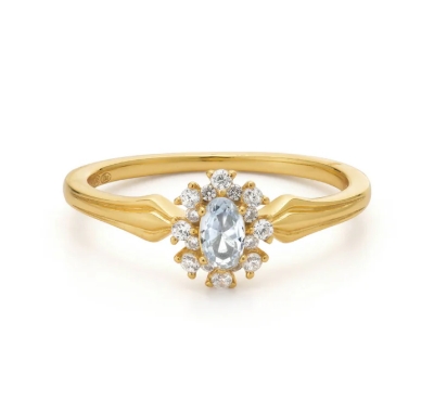 Details: - Size stone: 10 mm - Thickness band: 1,6 mm Materials: - 925 sterling silver, plated with 18K gold - Cubic zirconia