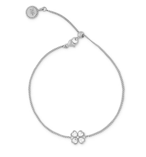 Details: - Length bracelet: 19 cm (can be as small as you want) - Size clover: 8mm Material: - 925 sterling silver - Cubic zirconia stones