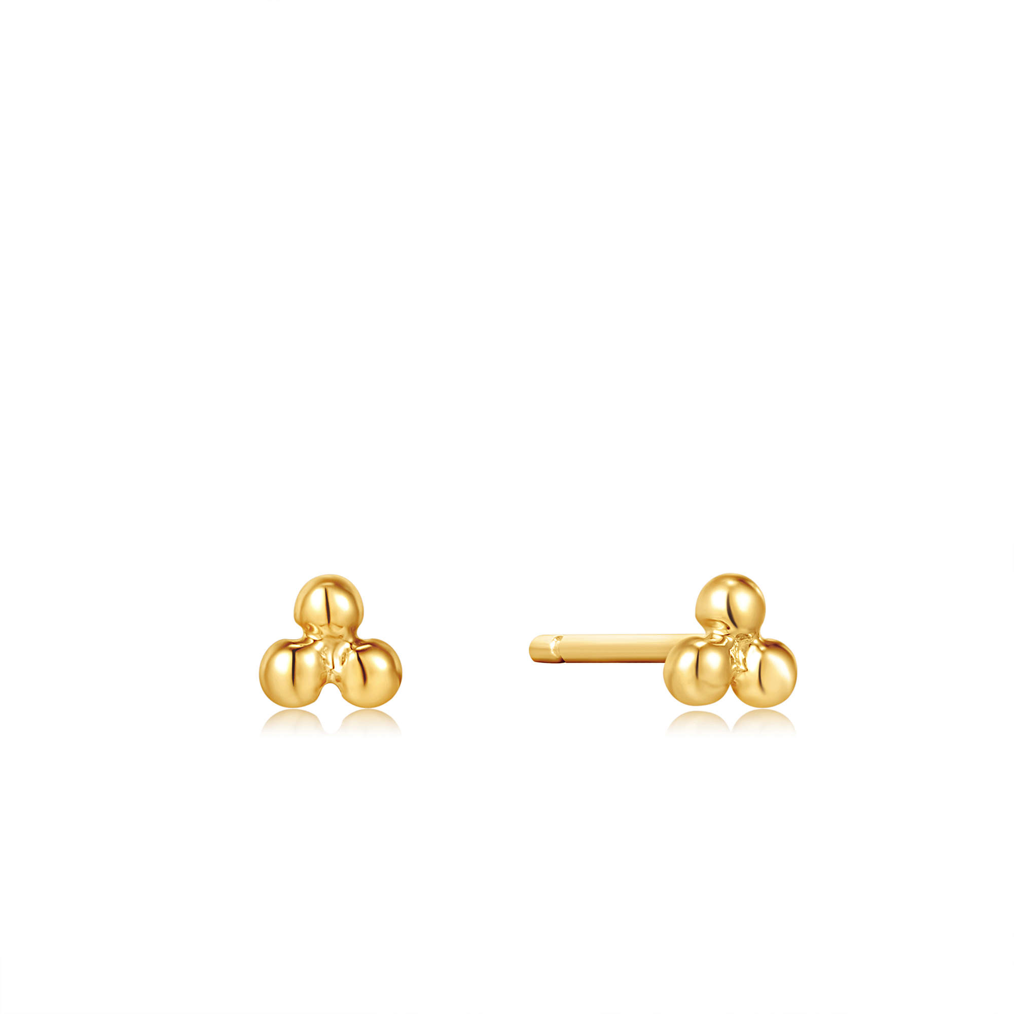 Gouden oorstekers balletjes 14 karaat.