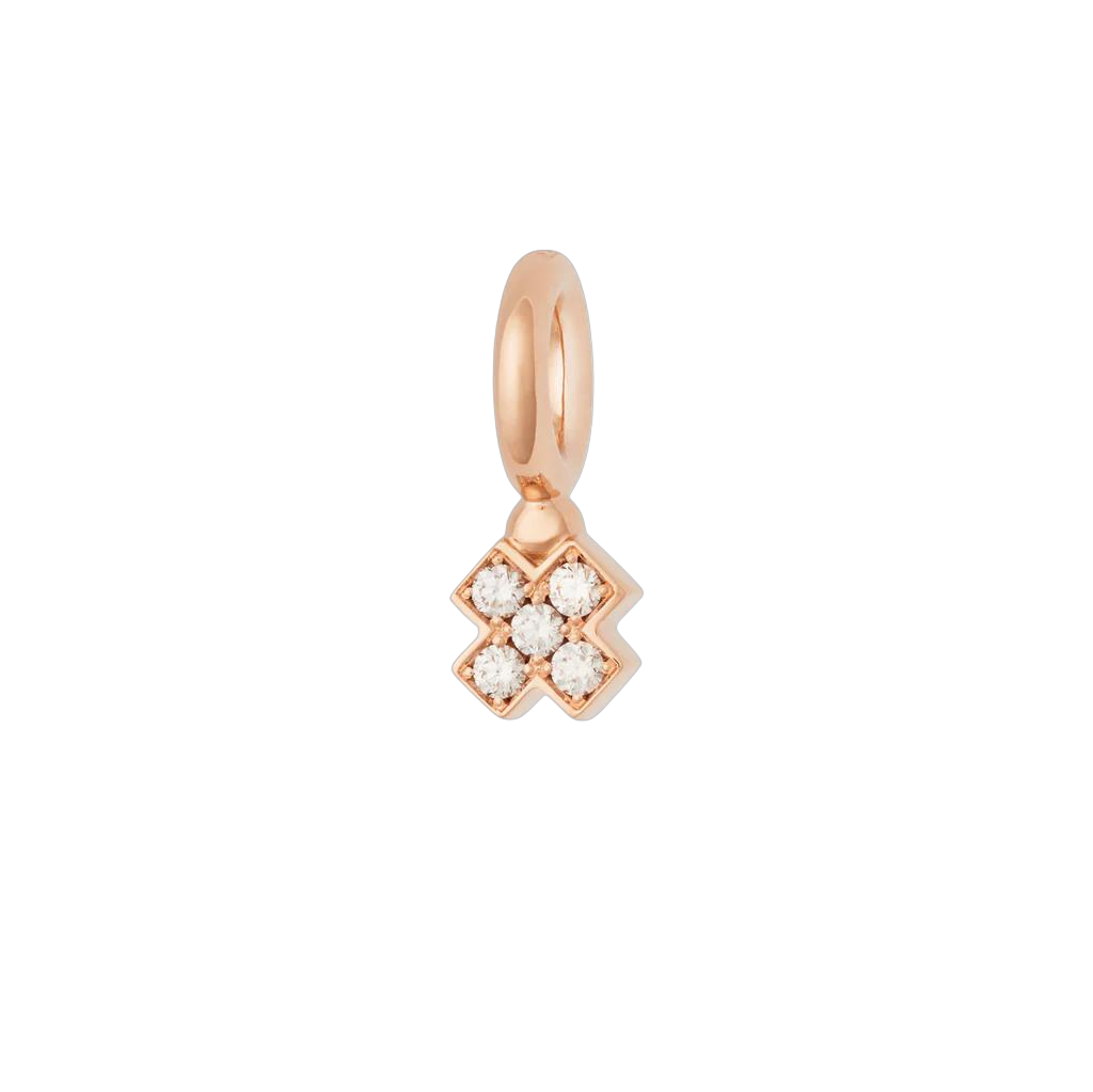 Kusje voor om je hals. Daar word je vrolijk van. Extra vrolijk door de diamantjes. Staat ook heel goed bij een tweede hanger.
