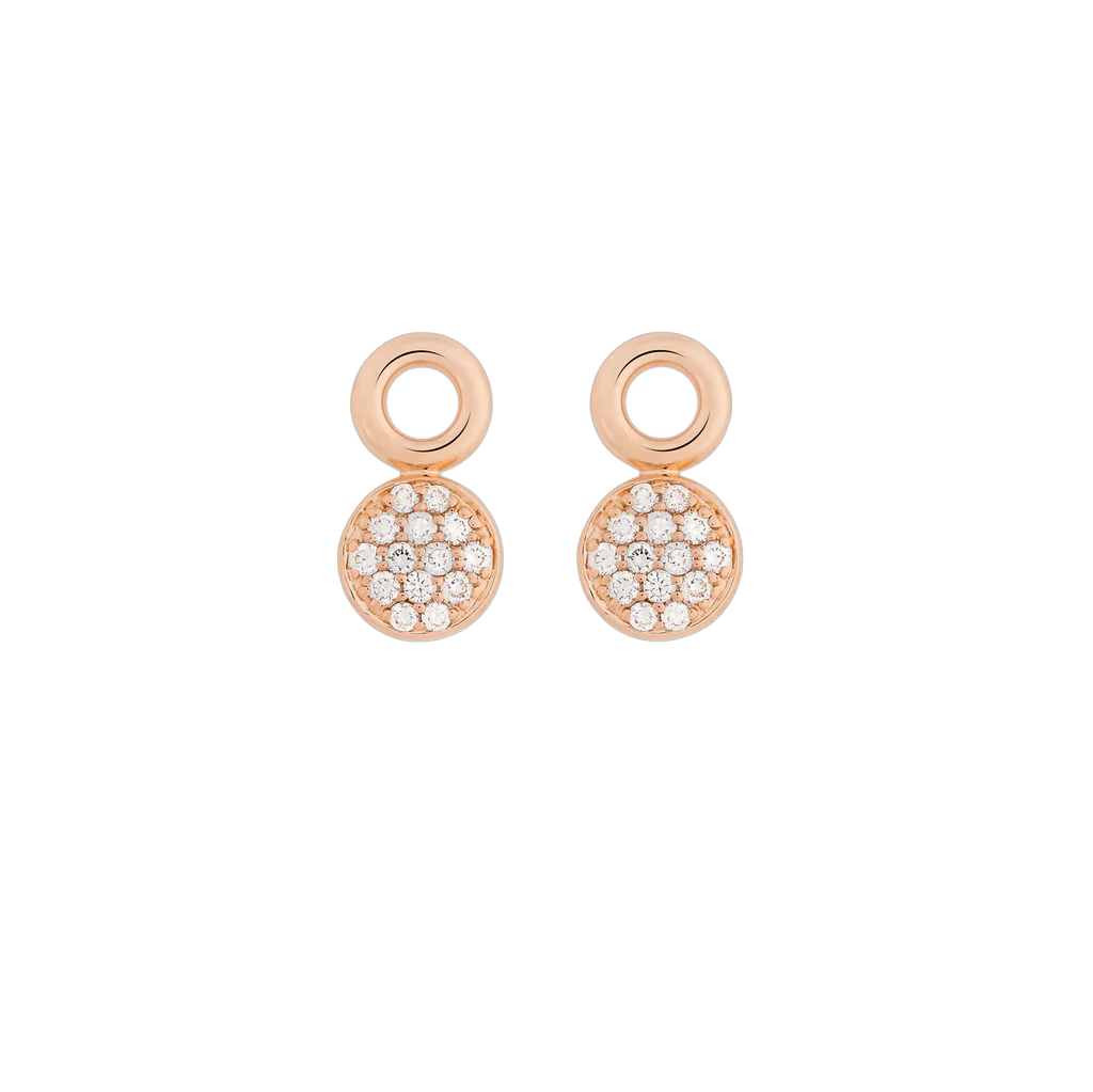 Stardust mini pastilles, beide met champagne diamant. Klein luxe accent in het oor, nooit teveel, altijd zichtbaar. Het mooiste aan de 13mm Lux oorringen.