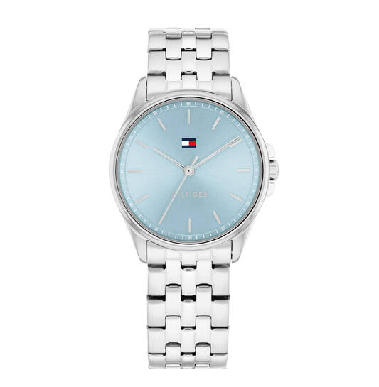 Dit Tommy Hilfiger horloge behoort tot de Jade collectie.
Referentienummer: TH1782771

Dit Tommy Hilfiger horloge is een fijn accessoire met een elegant ontwerp. Het horloge heeft een opvallend blauwe wijzerplaat, wat een prachtig contrast vormt met de stalen kast en band. De ronde kast heeft een afmeting van 30 mm, perfect voor een subtiele maar stijlvolle uitstraling. Het horloge is waterbestendig tot 3 ATM / 30M en is voorzien van een mineraalglas.