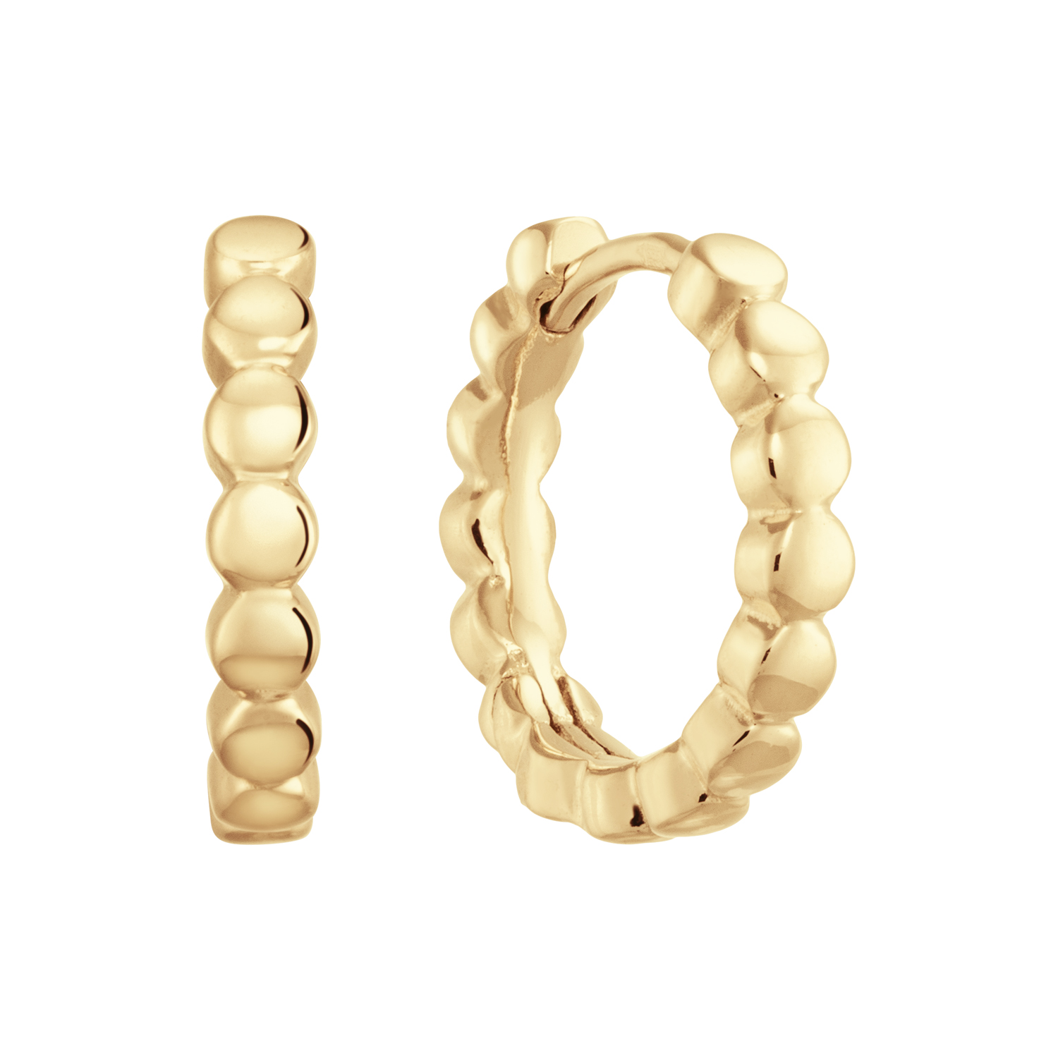 Deze prachtige oorringen van Glow maken je outfit helemaal af! De oorstekers zijn gemaakt van 14 karaat goud en hebben een diameter van 15,5mm. Mooi in combinatie met andere sieraden van Glow voor een complete look.


GLOW
Benadruk jouw stijl met de verfijnde sieraden van GLOW en laat je inspireren door de uitgebreide collectie 14 karaats gouden sieraden van de hoogste Europese kwaliteit. Ontworpen om elke dag te dragen. Naast tijdloze ontwerpen bestaat de collectie ook uit hippe sieraden; zoals minimalistische gouden collieren en grafische oorknopjes. Wil je een beetje extra stralen? Kies dan voor flonkerende zirkonia of ga voor luxe met onze geraffineerde diamanten sieraden.
  
  Specificaties
  - 207.1221.00
  - Oorringen
  - 14 karaat geelgoud
  - Diameter: 15,5mm