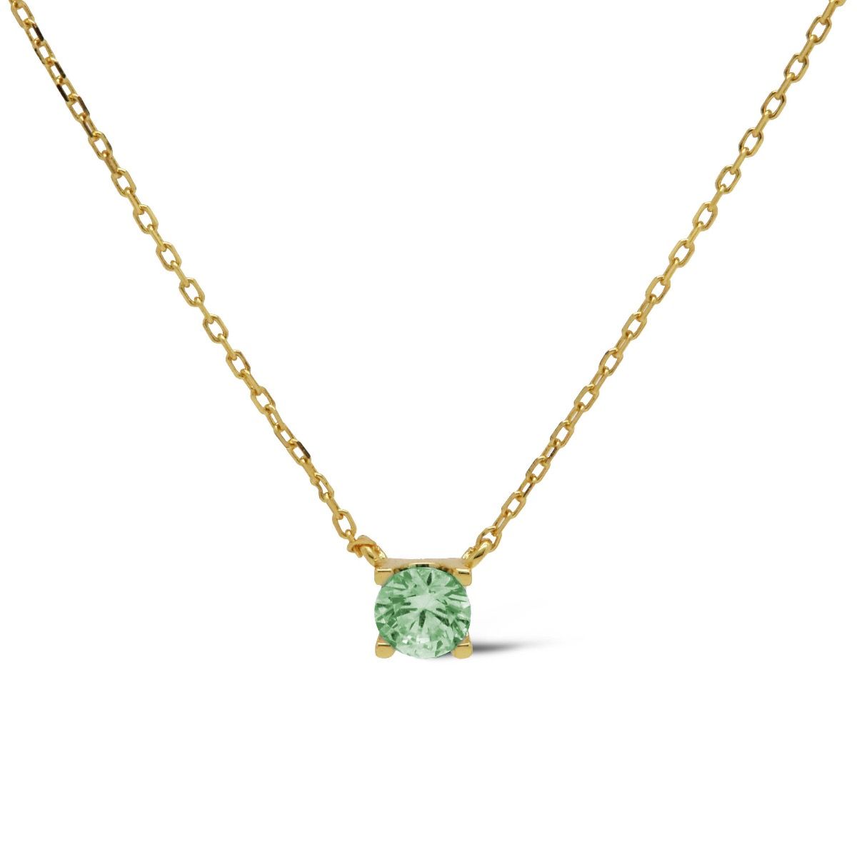 De Karma collier TESS Goldplated Ocean Green, is een prachtige goudkleurige ketting. Het kan elegant gecombineerd worden met een diep uitgesneden blouse of jurk voor een chique uitstraling. Perfect voor zowel speciale gelegenheden als dagelijkse elegantie. Een must-have accessoire voor elke sieradenliefhebber.