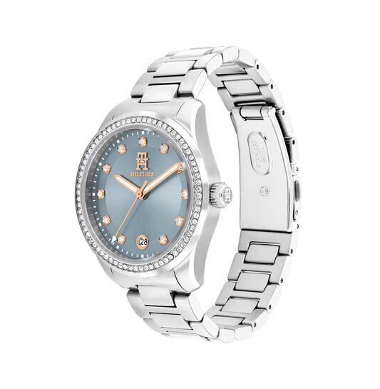 Het Tommy Hilfiger TH85 Crystals horloge combineert elegantie met functionaliteit. Dit 36 mm horloge heeft een zilverkleurige roestvrijstalen behuizing, een blauwe wijzerplaat en mineraalglas. De zilveren roestvrijstalen band met vouwsluiting is comfortabel en stijlvol. Het quartz uurwerk zorgt voor nauwkeurigheid en de datumweergave houdt je up-to-date. Met een waterdichtheid van 5 bar is het horloge geschikt voor dagelijks gebruik, inclusief douchen.