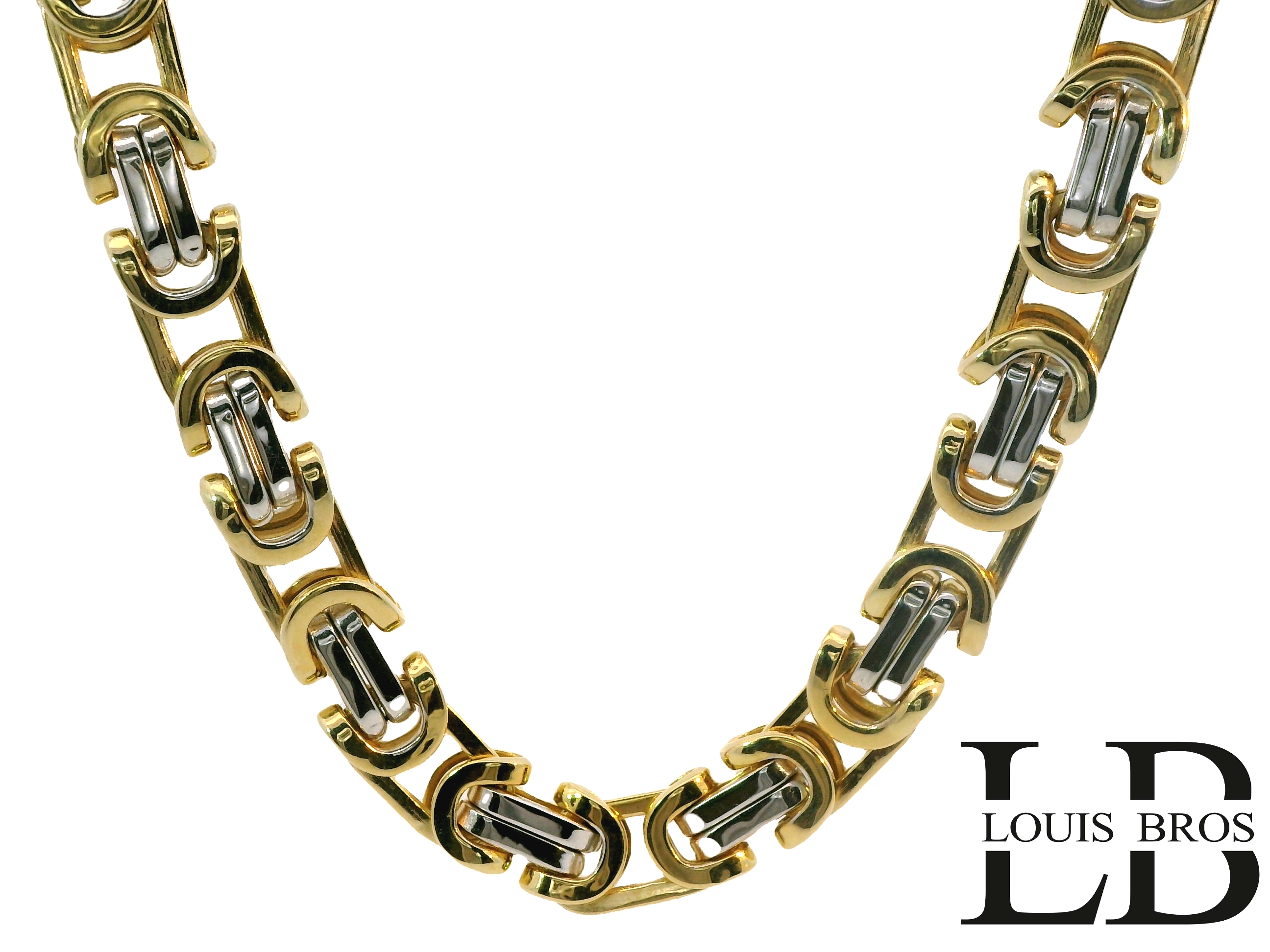 Deze koningsschakel collier van Louis Bros is vervaardigd uit 14 karaat bicolor (31.80 gr) .Het collier heeft een lengte van 60 cm en een breedte van 7.5. En een dikte van 4 mm .De koningsschakel is een stoere blikvanger. Houd jij van stoer en opvallend? En draag je graag gouden sieraden? Dan is dit exemplaar echt iets voor jou!