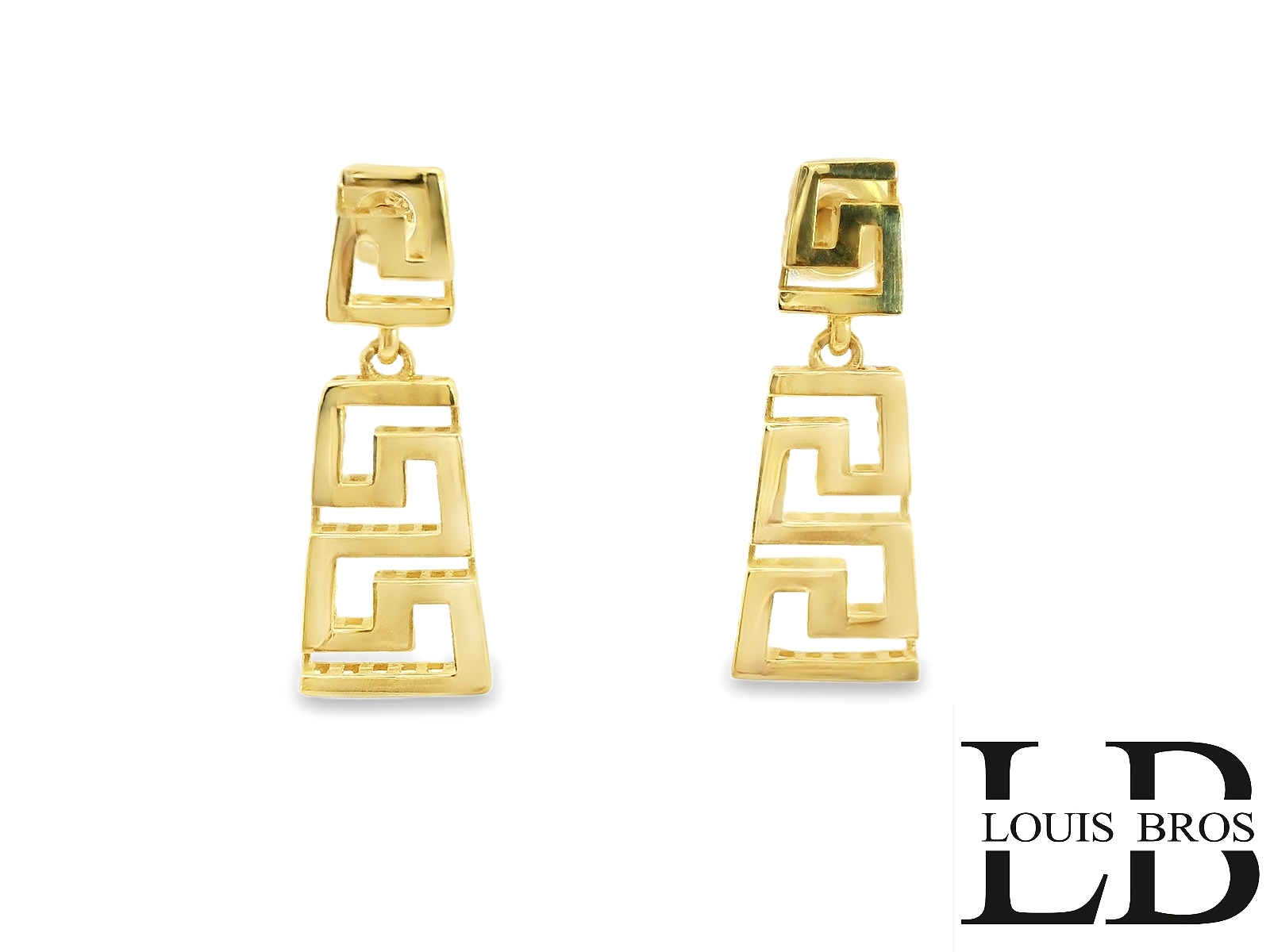 Voeg een vleugje klassieke elegantie toe aan je sieradencollectie met deze prachtige geelgouden oorbellen van 14 karaat (1.89 gr). Het verfijnde Griekse design geeft deze oorbellen een tijdloze en luxe uitstraling. De subtiele geometrische patronen, geïnspireerd op de rijke cultuur en architectuur van het oude Griekenland, zorgen voor een unieke en stijlvolle look.

Gemaakt van hoogwaardig 14 karaat geelgoud, zijn deze oorbellen niet alleen schitterend om te zien, maar ook duurzaam en geschikt voor dagelijks gebruik. Dankzij hun elegante ontwerp zijn ze perfect te combineren met zowel casual als chique outfits.

Kenmerken:

Materiaal: 14 karaat geelgoud
Design: Grieks geïnspireerd patroon
Stijl: Tijdloos, elegant en klassiek
Geschikt voor: Dagelijks gebruik of speciale gelegenheden
Laat je persoonlijkheid stralen met deze unieke en betekenisvolle oorbellen, een perfecte combinatie van vakmanschap en klassieke schoonheid.


