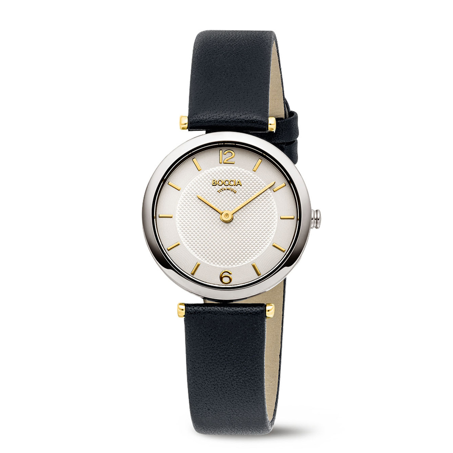 Boccia Titanium 3362-01 Dames 
Dit dameshorloge van Boccia heeft een klassieke uitstraling. De 3362-01 heeft een ronde titanium horlogekast met een diameter van 30mm met een witte wijzerplaat met een goudkleurige uursaanduiding. Met een vaste aanzet aan de titanium kast zit een zwarte leren horlogeband met gespsluiting. Het horloge heeft een mineraalglas en is 5ATM. Of je nu klassiek of chique gekleed gaat, dit horloge past bij elke outfit en iedere gelegenheid!

HET MERK
Boccia Titanium is het titanium merk van Nederland, dat zijn oorsprong in Duitsland vindt en is opgericht in het jaar 1992. Ontwikkeld door internationale ontwerpers. Alle titanium componenten van de BOCCIA TITANIUM collectie zijn gemaakt van 99,7% puur titanium; het bijzondere materiaal. Het is licht in gewicht, neemt de temperatuur van de huid aan en is zeer huidvriendelijk. Bovendien is het corrosie- en temperatuurbestendig.

SPECIFICATIES
- Mineraalglas
- Ronde titanium horlogekast, Ø 30mm
- Zwarte lerenband
- Witte wijzerplaat 
- 5ATM