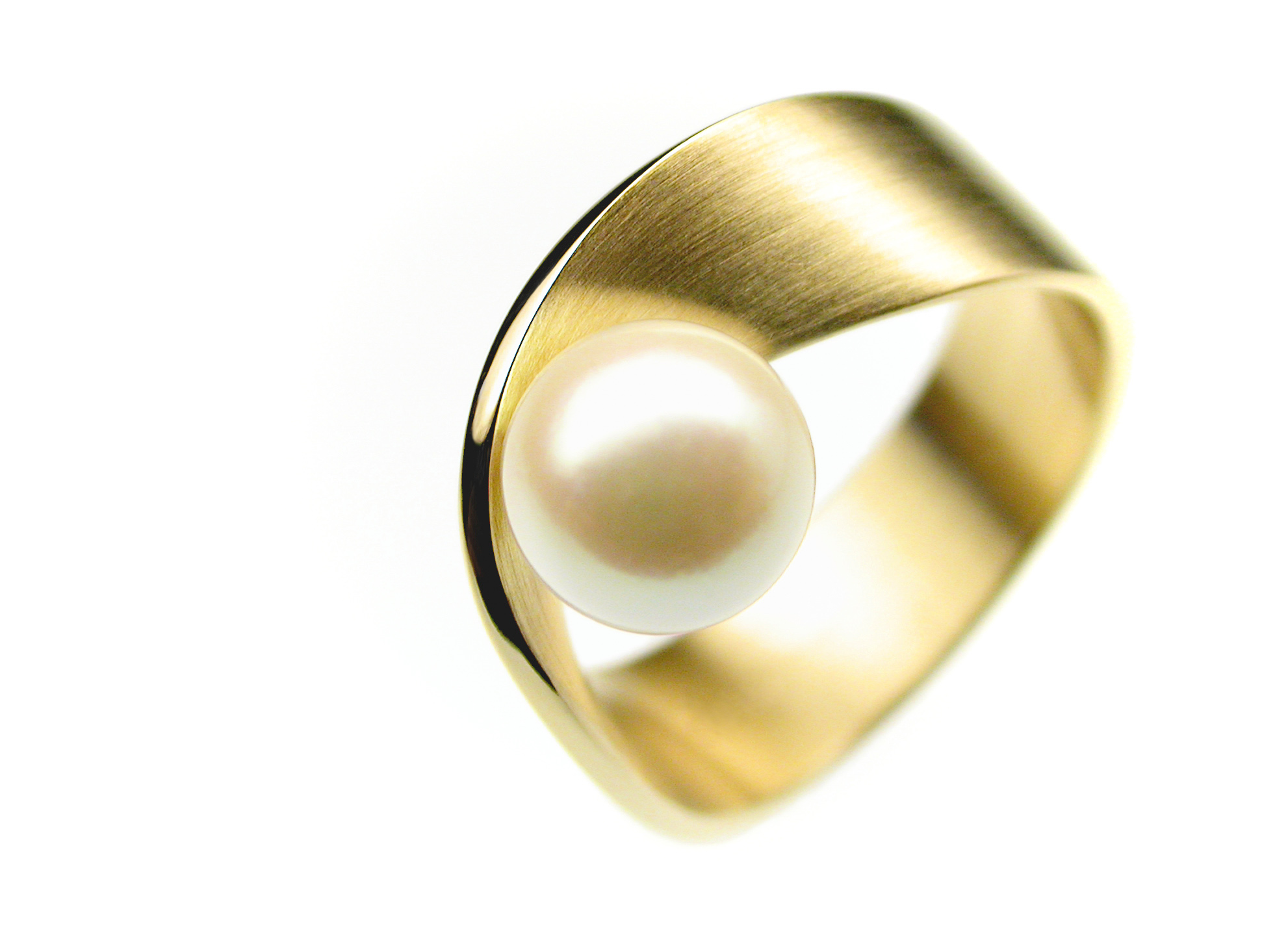 14 karaat geel gouden ring PIO 1  met Akoyaparel