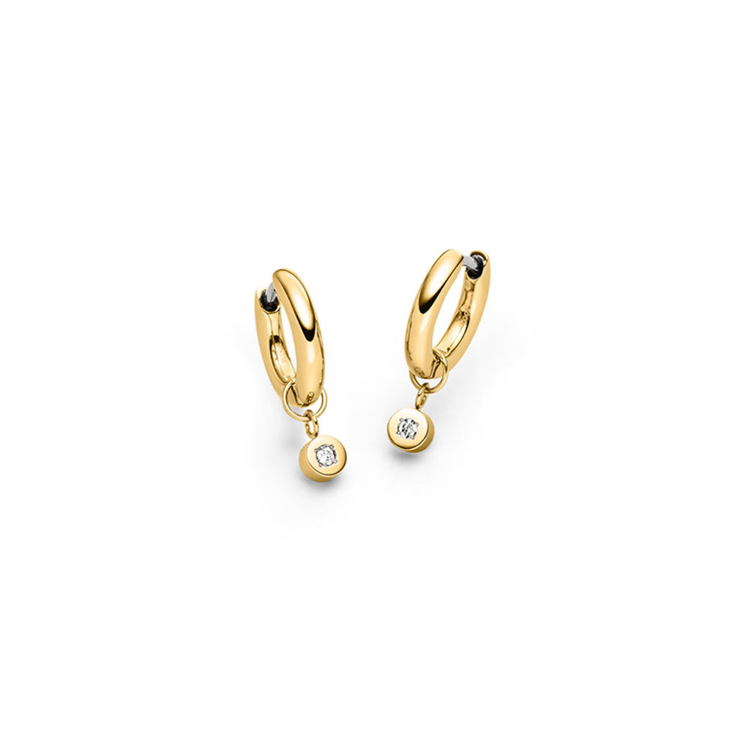 Boccia Titanium 05086-04 Oorringen Diamant
Deze unieke titanium oorbellen van Boccia Titanium zijn een mooie toevoeging aan je sieradencollectie! Wat deze goudkleurige oorringen uniek maakt, is dat er aan de oorring een rond zetkastje hangt met daarin een diamant van 0,04ct. Combineer de oorringen met de bijpassende sieraden voor een complete look. De doorsnee is 10mm

HET MERK
Boccia Titanium is het titanium merk van Nederland, dat zijn oorsprong in Duitsland vindt en is opgericht in het jaar 1992. Ontwikkeld door internationale ontwerpers. Alle titanium componenten van de BOCCIA TITANIUM collectie zijn gemaakt van 99,7% puur titanium; het bijzondere materiaal. Het is licht in gewicht, neemt de temperatuur van de huid aan en is zeer huidvriendelijk. Bovendien is het corrosie- en temperatuurbestendig.

SPECIFICATIES
- Oorringen met diamant 0,04ct
- Puur titanium
- Goudkleurig
- 14,5mm
