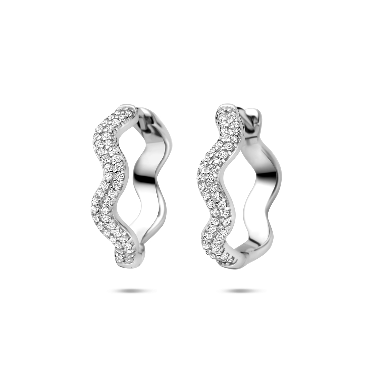 1340877 Oorring zilv zirk.