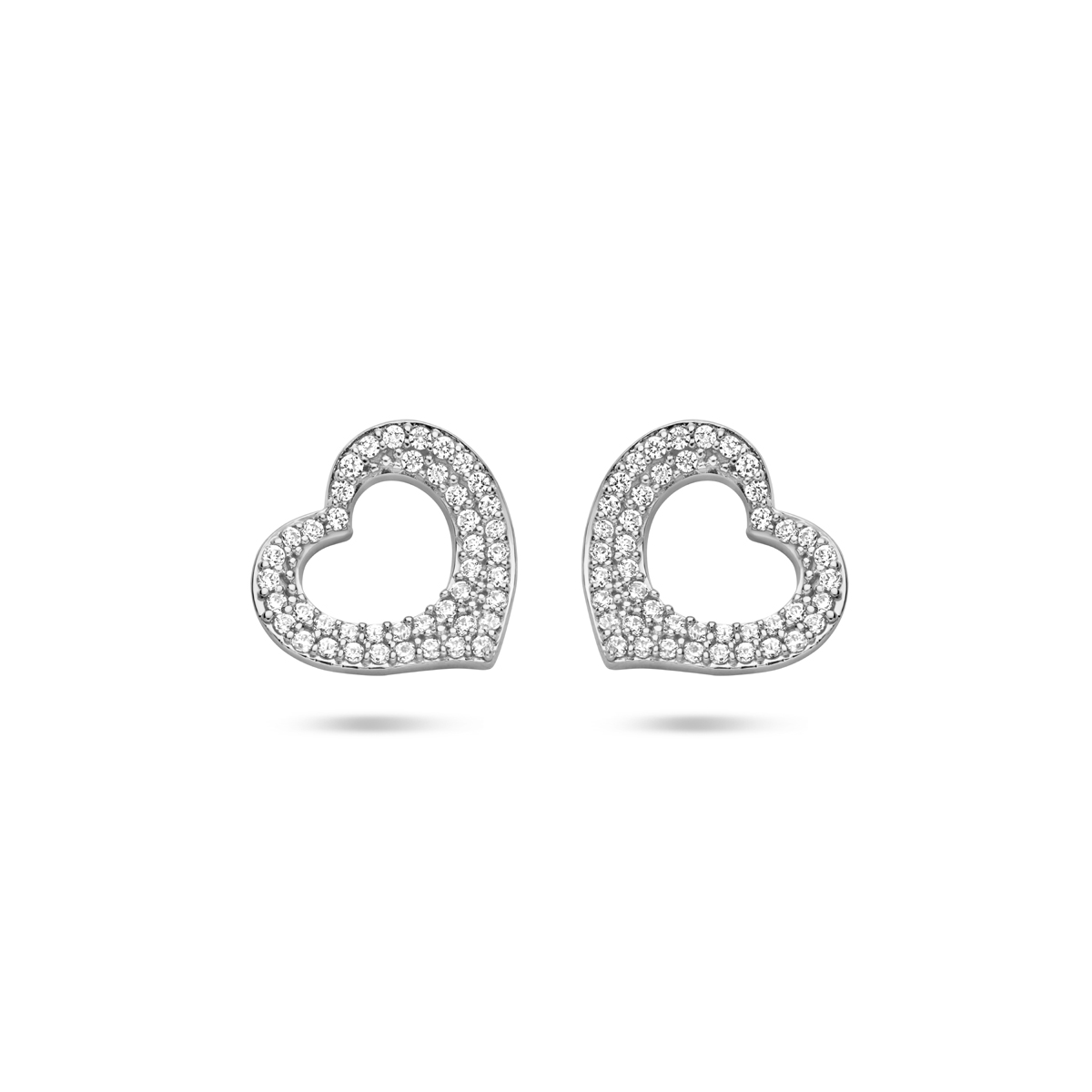 Gerhodineerd 925 zilveren hart oorknoppen uitgevoerd met zirkonia. De oorknoppen hebben een afmeting van 10x11mm.